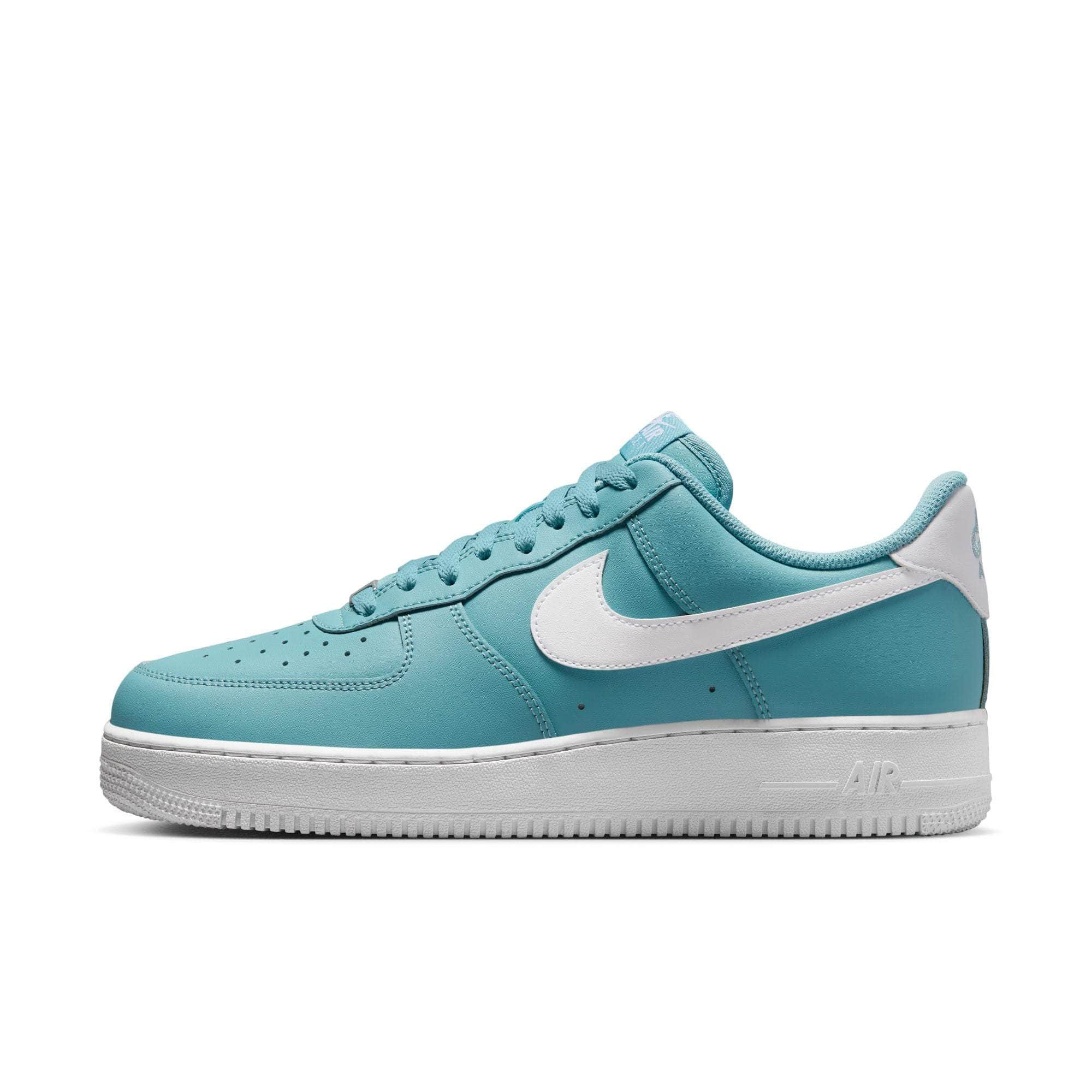 Nike FOOTWEAR Nike Air Force 1 '07 - Men's