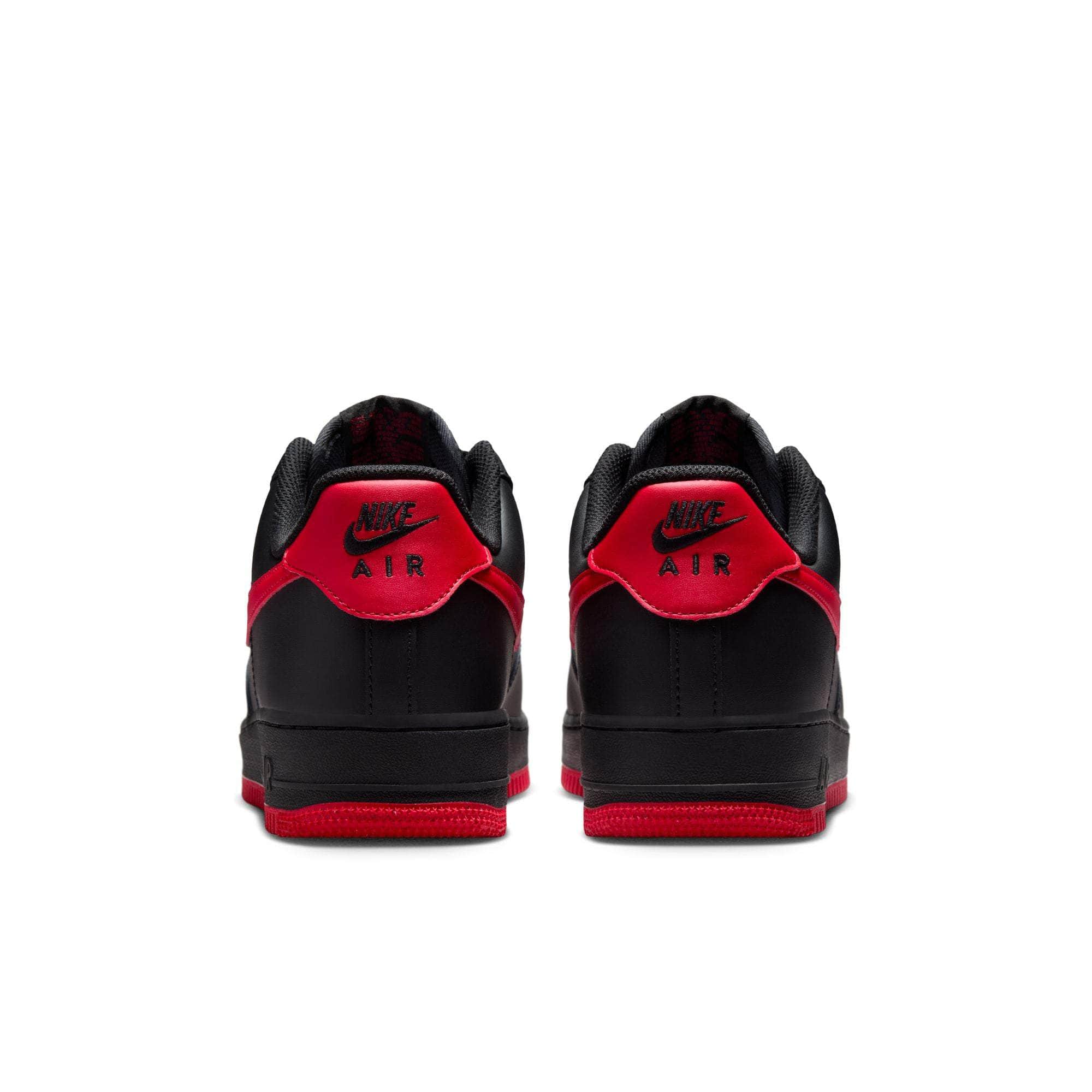 Nike FOOTWEAR Nike Air Force 1 '07 - Men's