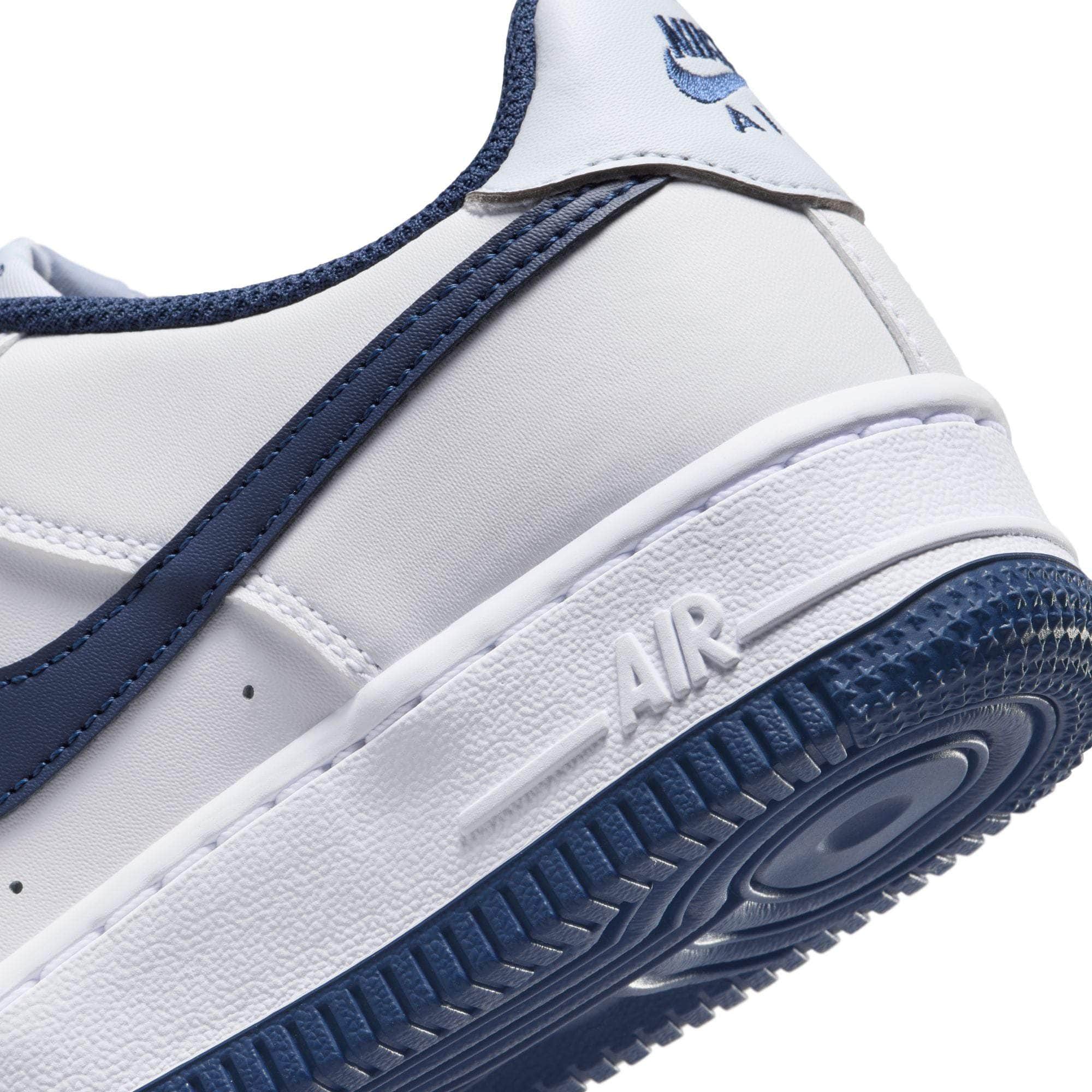Nike FOOTWEAR Nike Air Force 1 - Non Adult