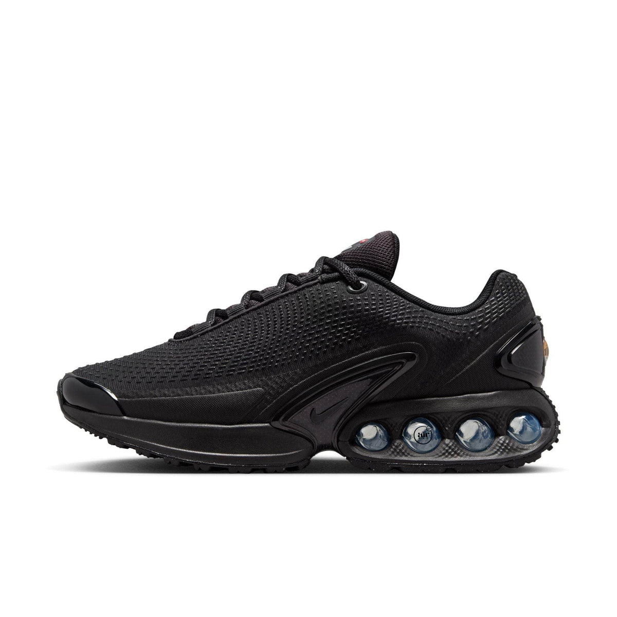 Nike Air Max DN Cut in half: Nike Air Max DN Review | RunRepeat main image 3