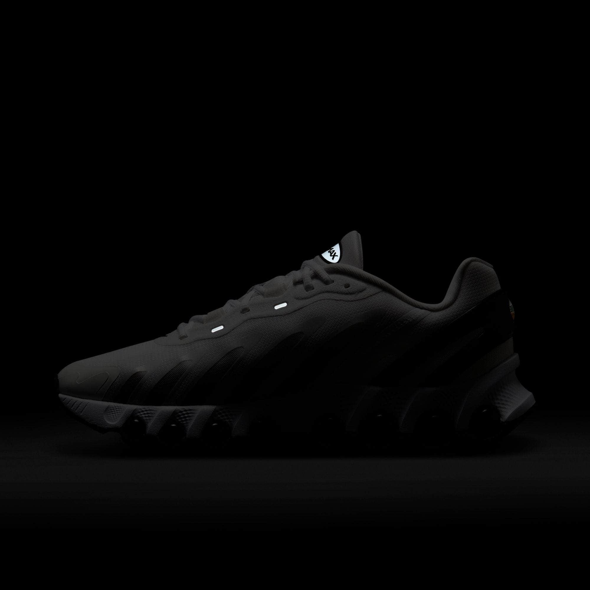 Nike FOOTWEAR Nike Air Max Dn8 "White Black" - Men's