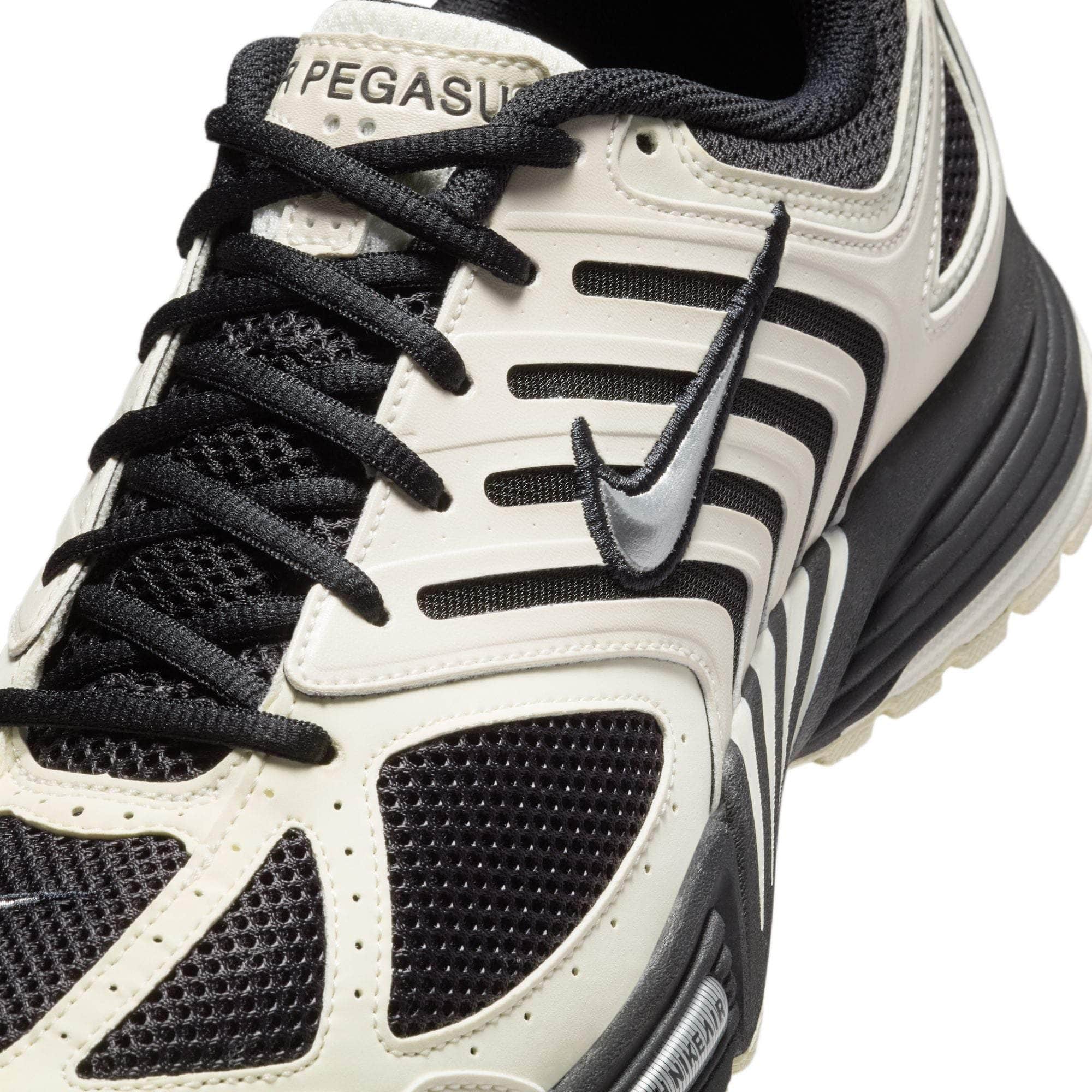 Nike FOOTWEAR Nike Air Peg 2K5 Pale Ivory Black - Men's