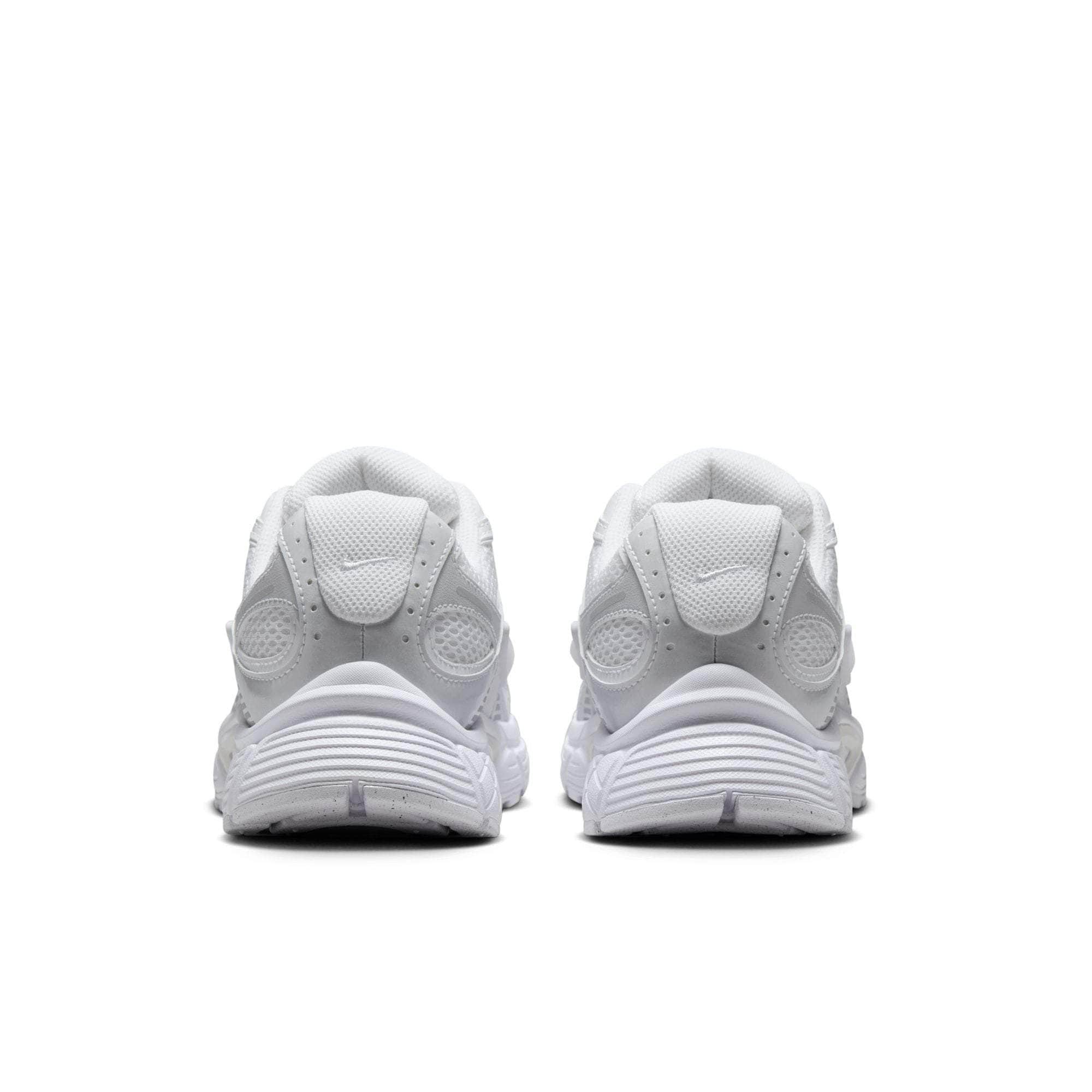 Nike FOOTWEAR Nike V5 RNR - Women's