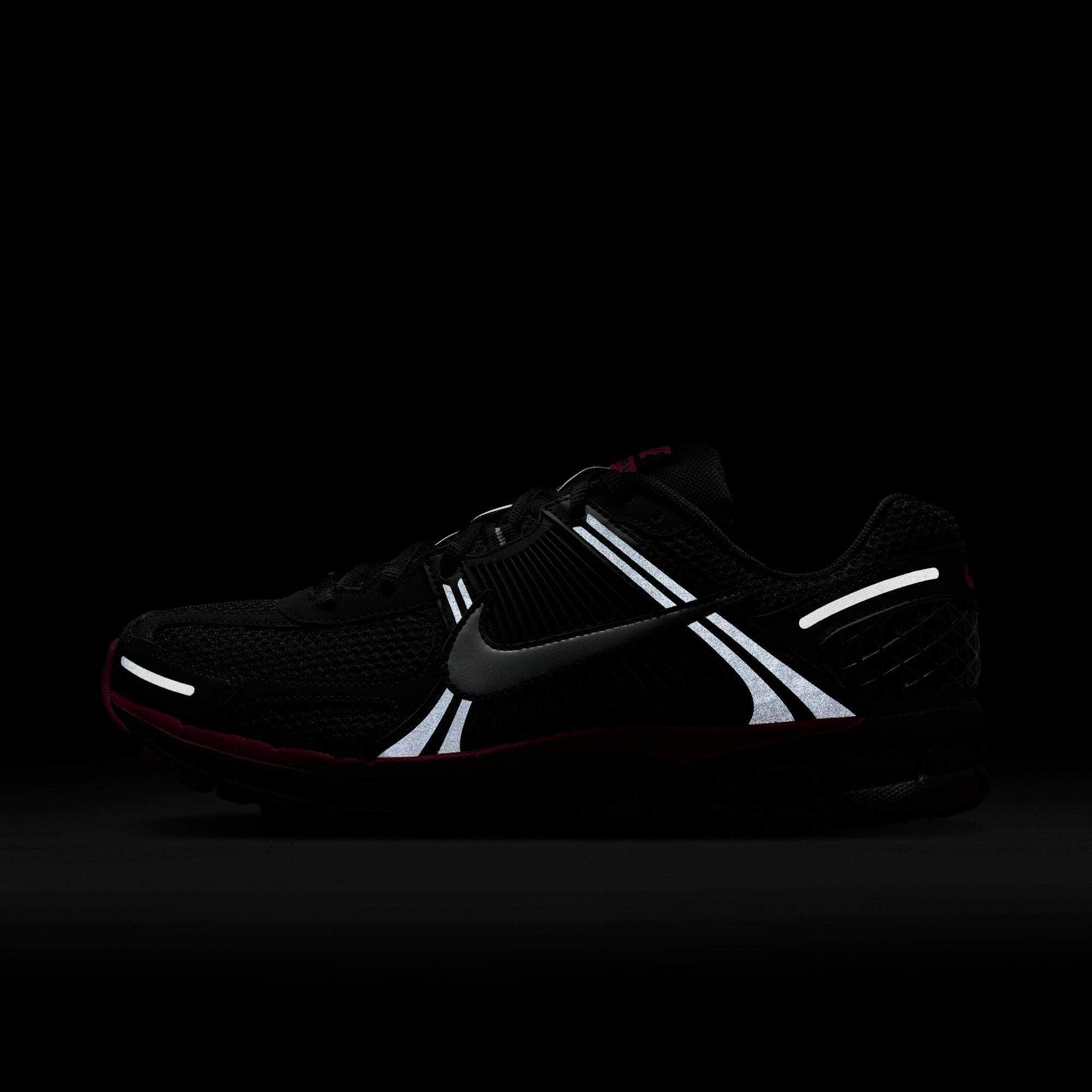 Nike FOOTWEAR Nike Zoom Vomero 5 "Black Pink Blast" - Men's