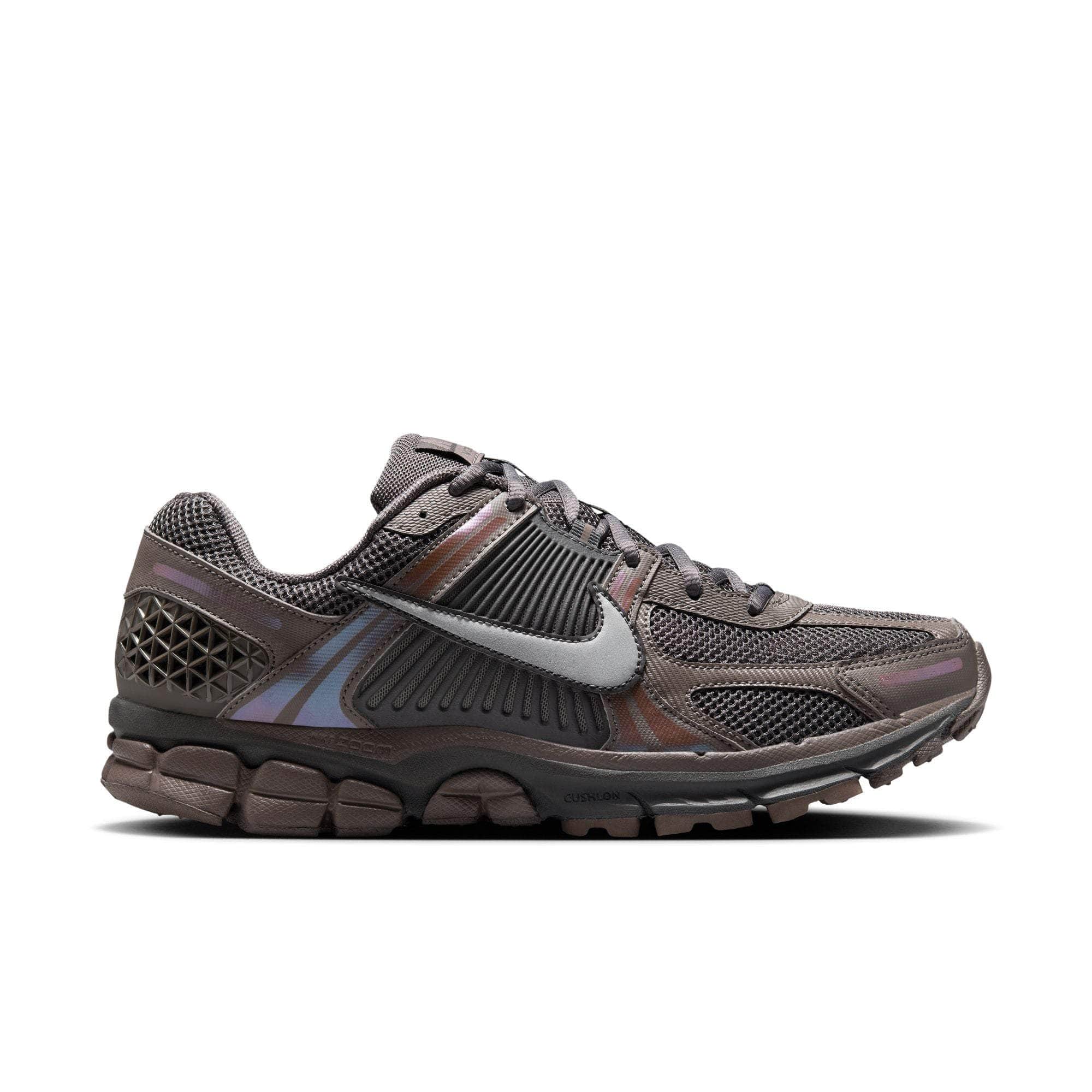 Nike FOOTWEAR Nike Zoom Vomero 5 "Cave Stone" - Men's