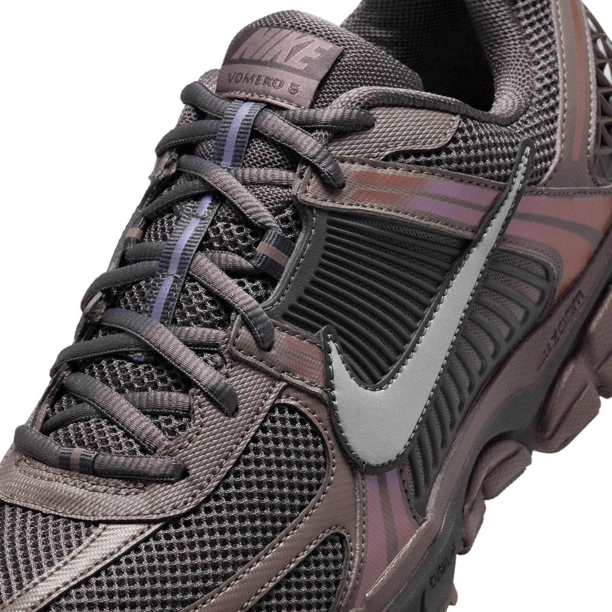 Nike FOOTWEAR Nike Zoom Vomero 5 "Cave Stone" - Men's