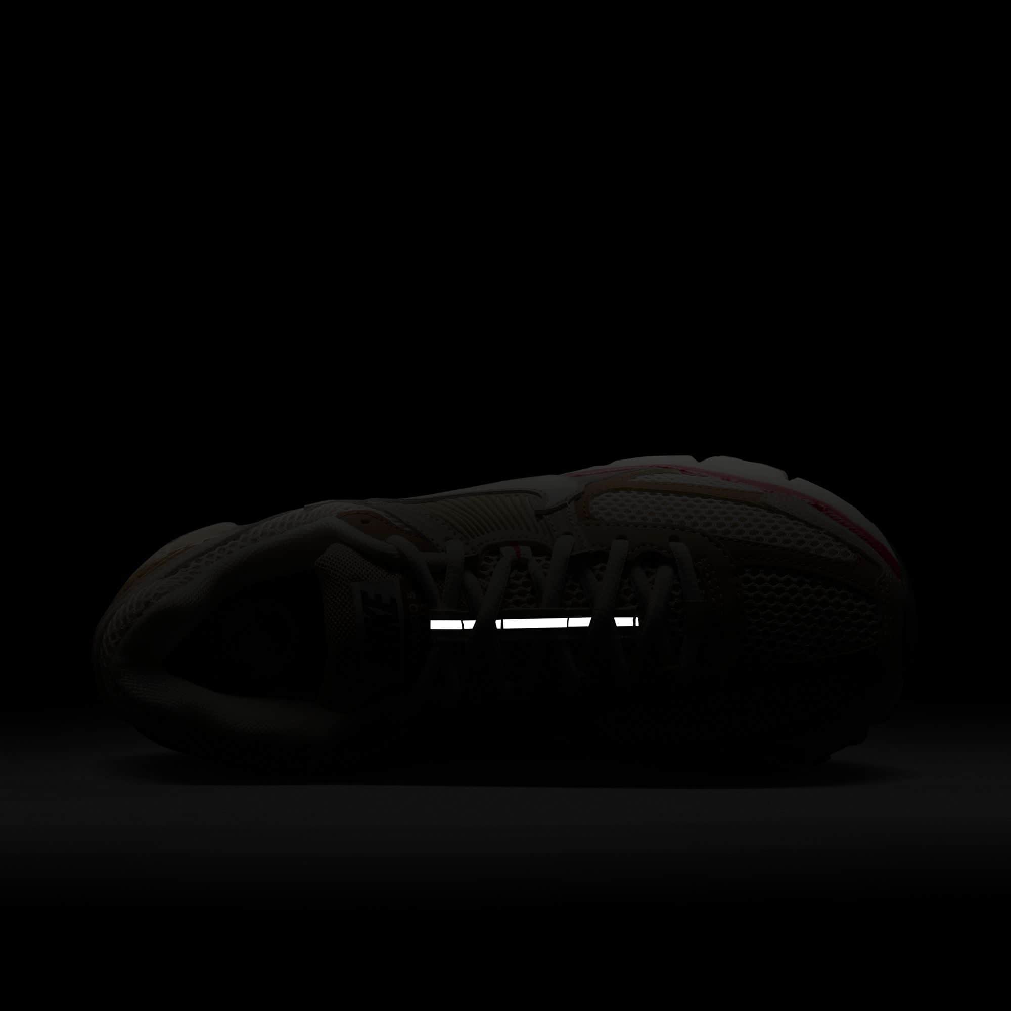 Nike FOOTWEAR Nike Zoom Vomero 5 "Khaki Phantom" - Women's