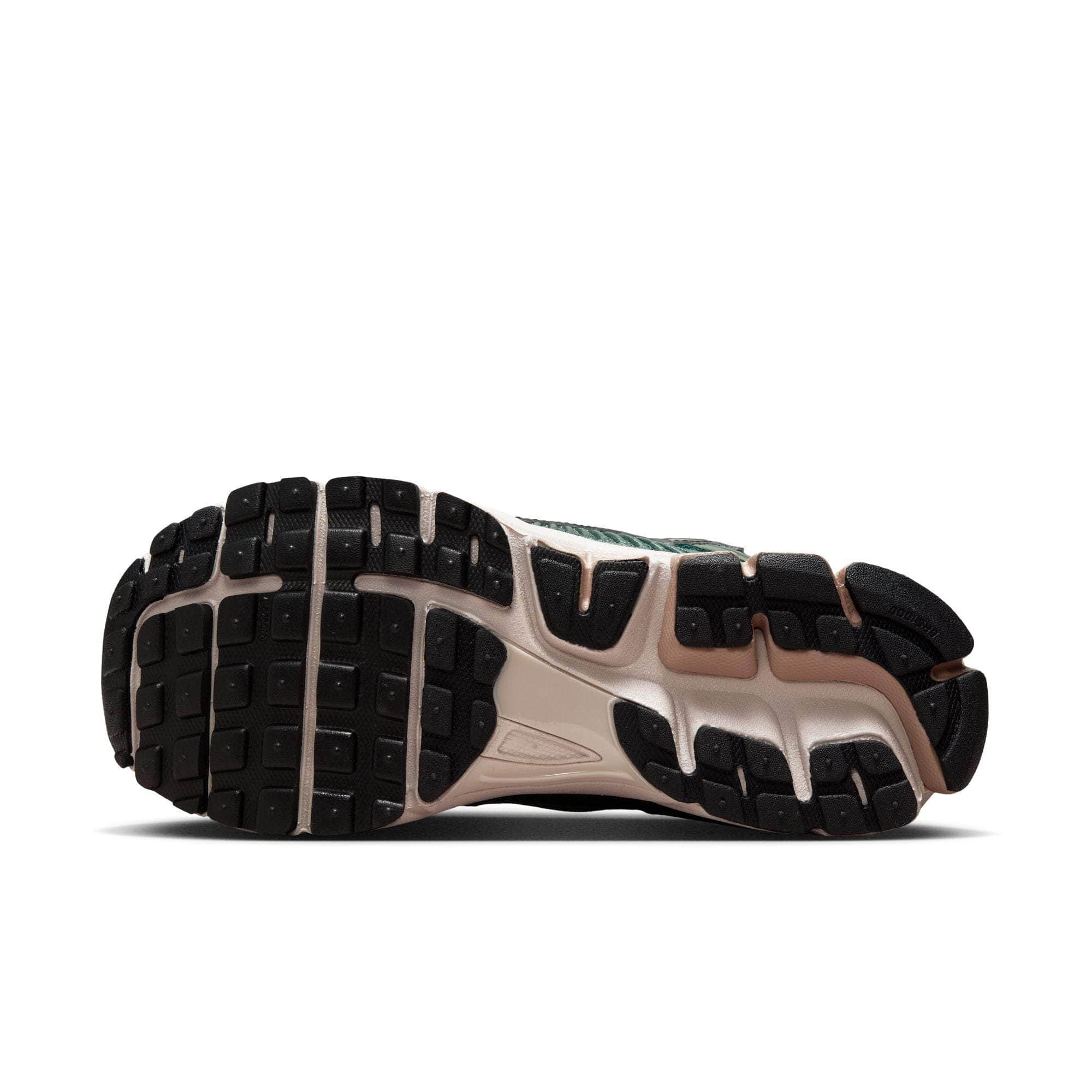 Nike FOOTWEAR Nike Zoom Vomero 5 “Vintage Green” - Women's