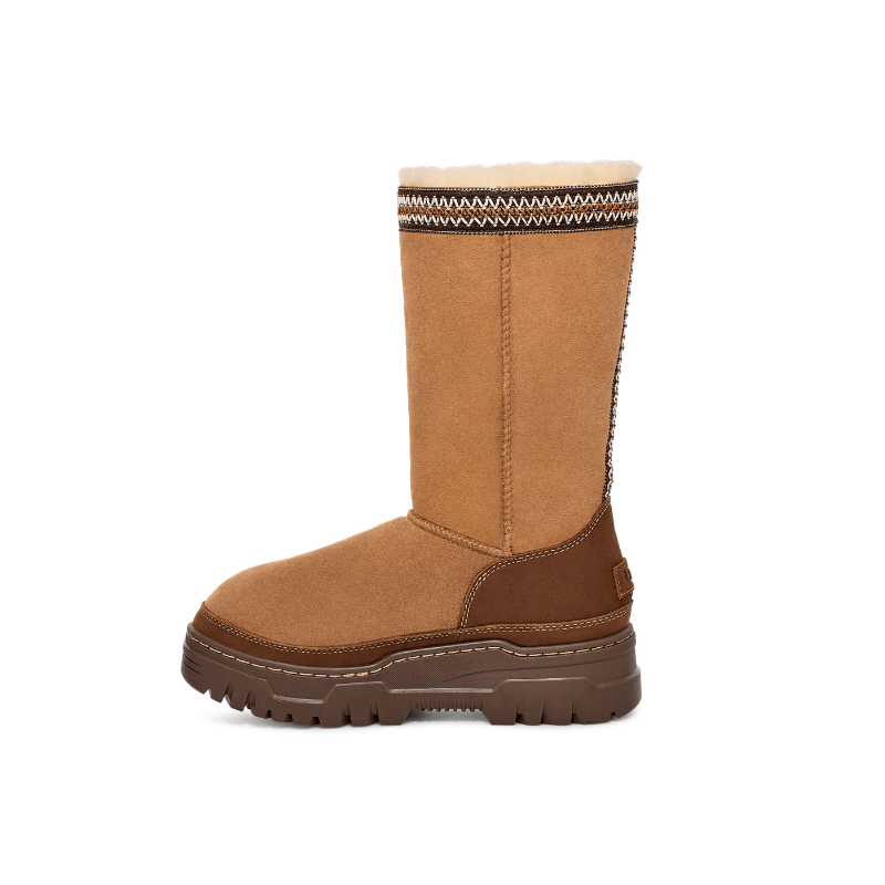 UGG FOOTWEAR UGG Classic Tall TrailGazer - Women's