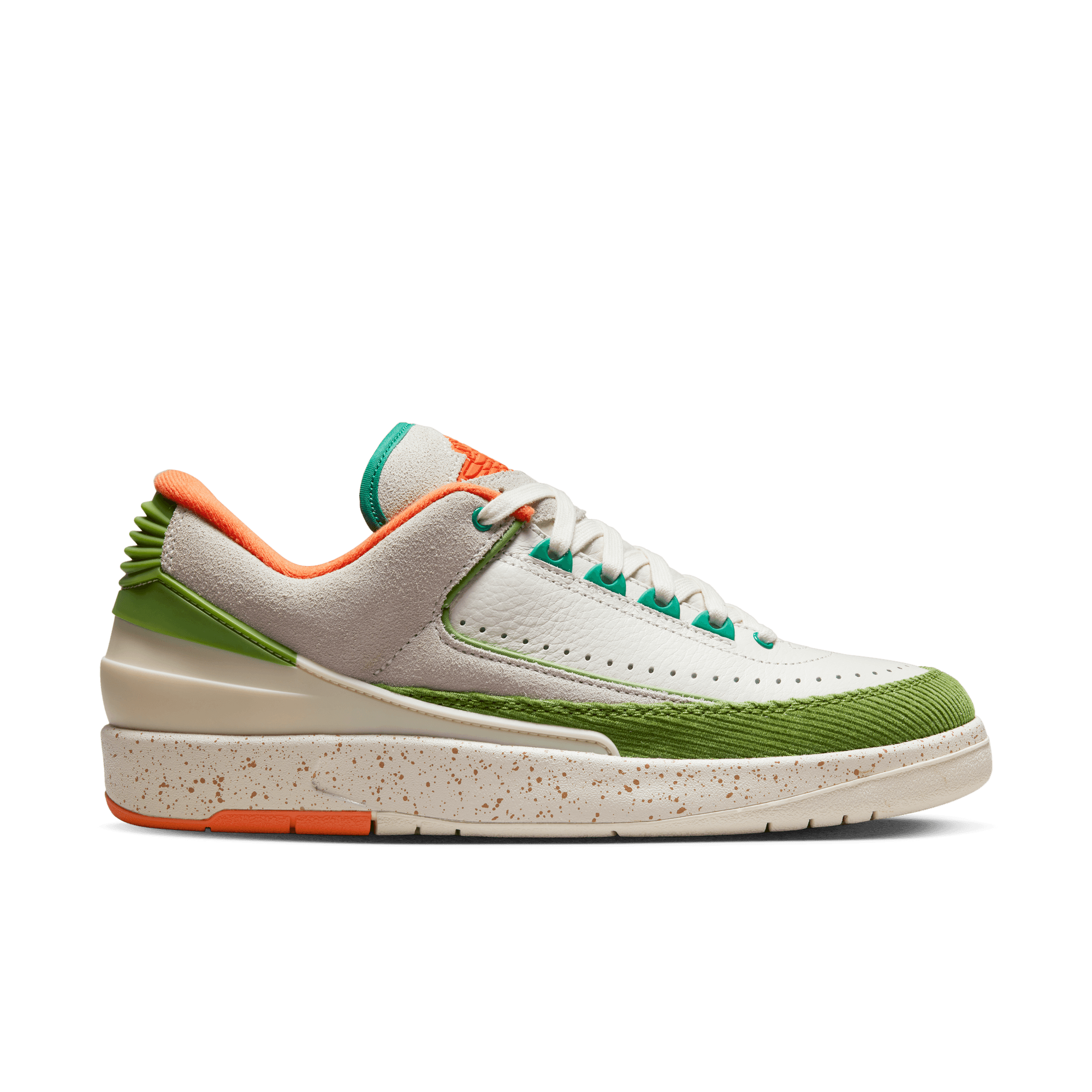 Air Jordan FOOTWEAR Titan x Air Jordan 2 Retro Low - Women's