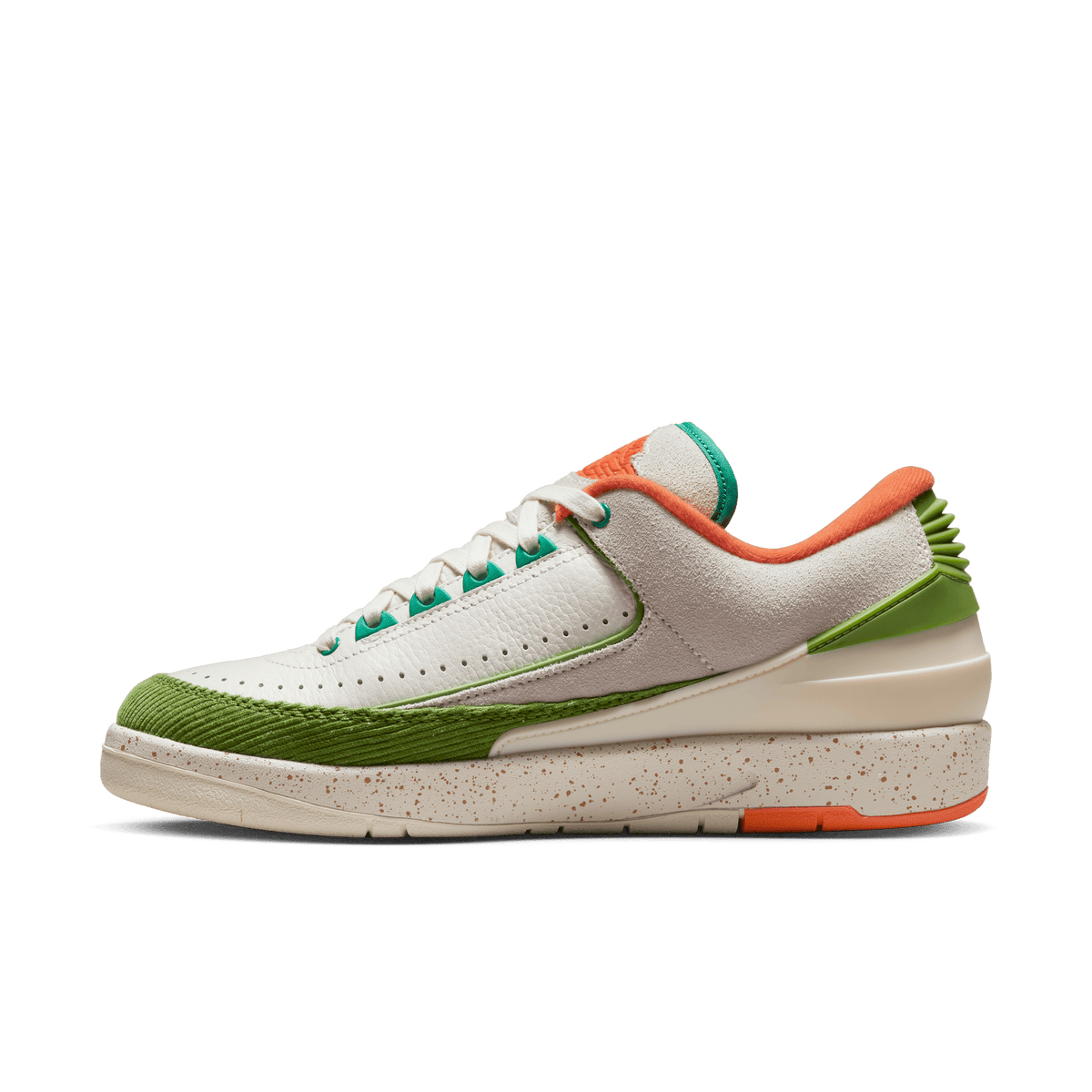 Air Jordan FOOTWEAR Titan x Air Jordan 2 Retro Low - Women's