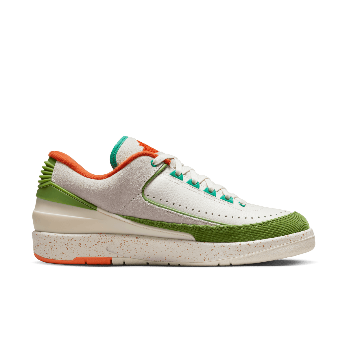 Air Jordan FOOTWEAR Titan x Air Jordan 2 Retro Low - Women's