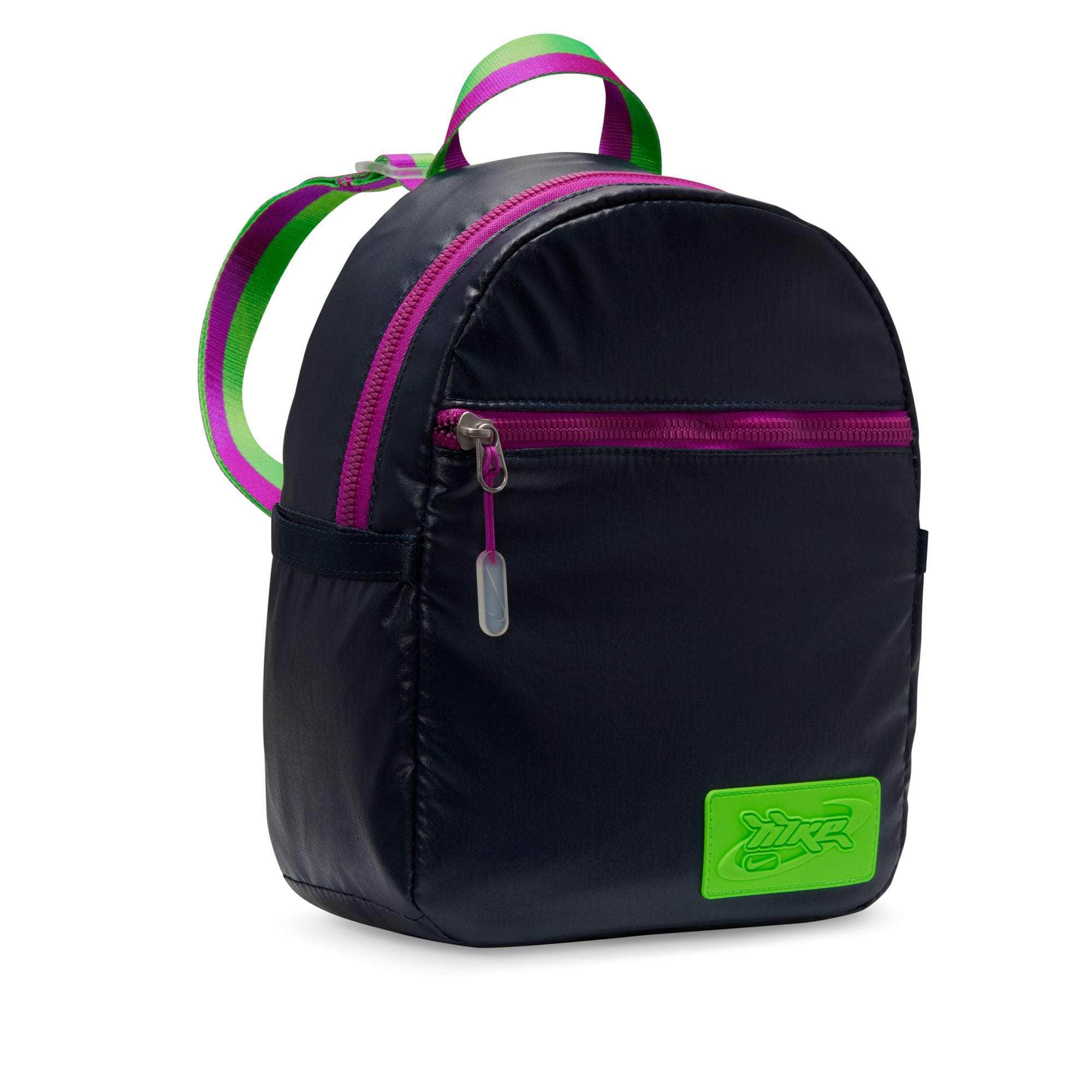 NIKE APPAREL OS / Black/Green Nike Sportswear Futura 365 Minimochila DZ6292-451-CLOTH.CLOTH.ACAC