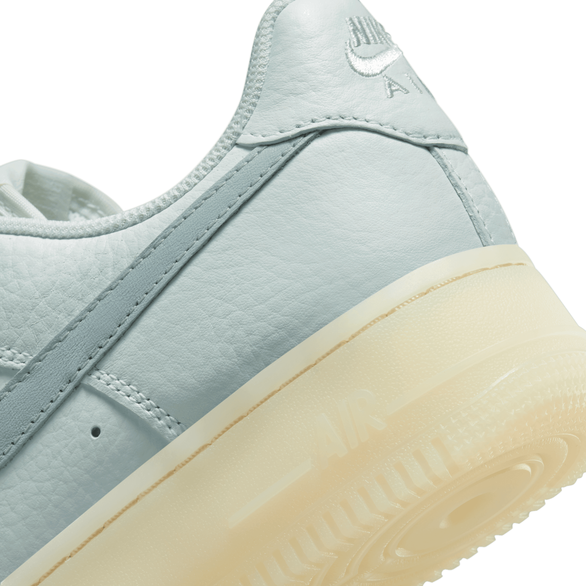 Nike FOOTWEAR Nike Air Force 1 '07 - Women's