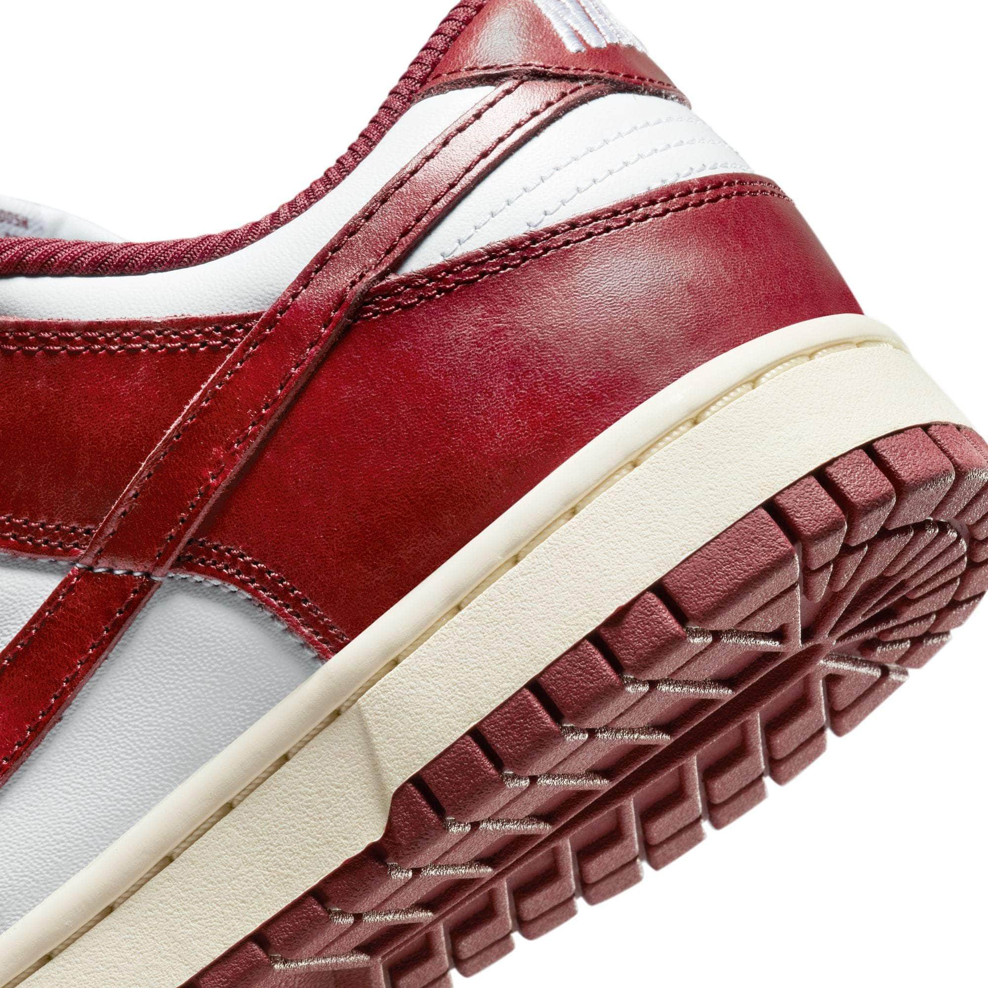 NIKE FOOTWEAR Nike Dunk Low PRM Team Red - Women's