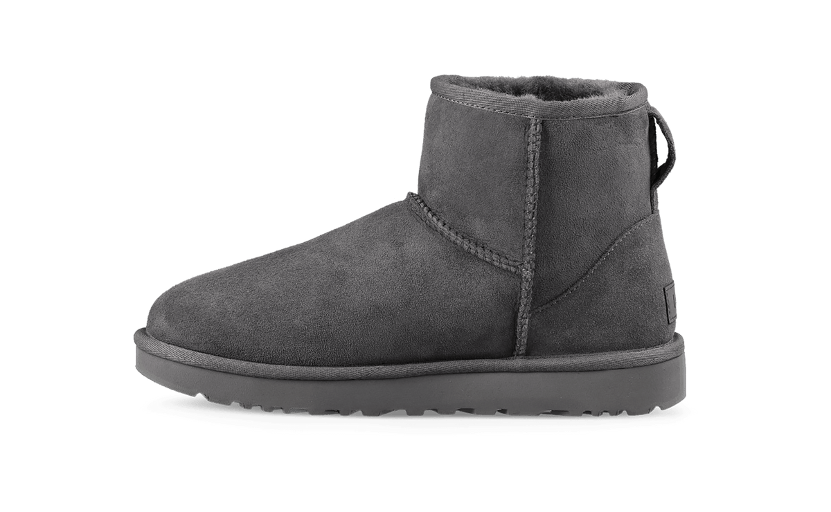 UGG FOOTWEAR UGG Classic Mini II Boot - Women's
