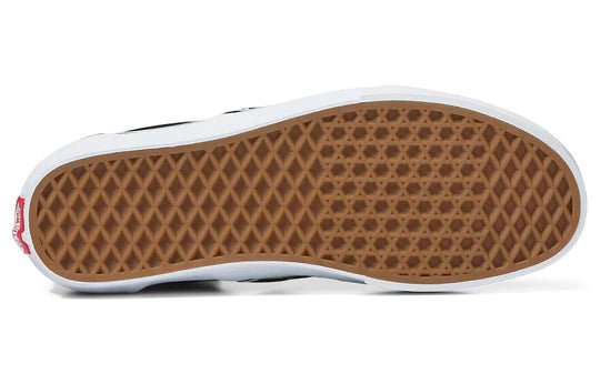 Vans FOOTWEAR Vans Classic Slip On - Men's