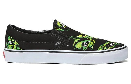 Vans FOOTWEAR Vans Classic Slip On - Men's