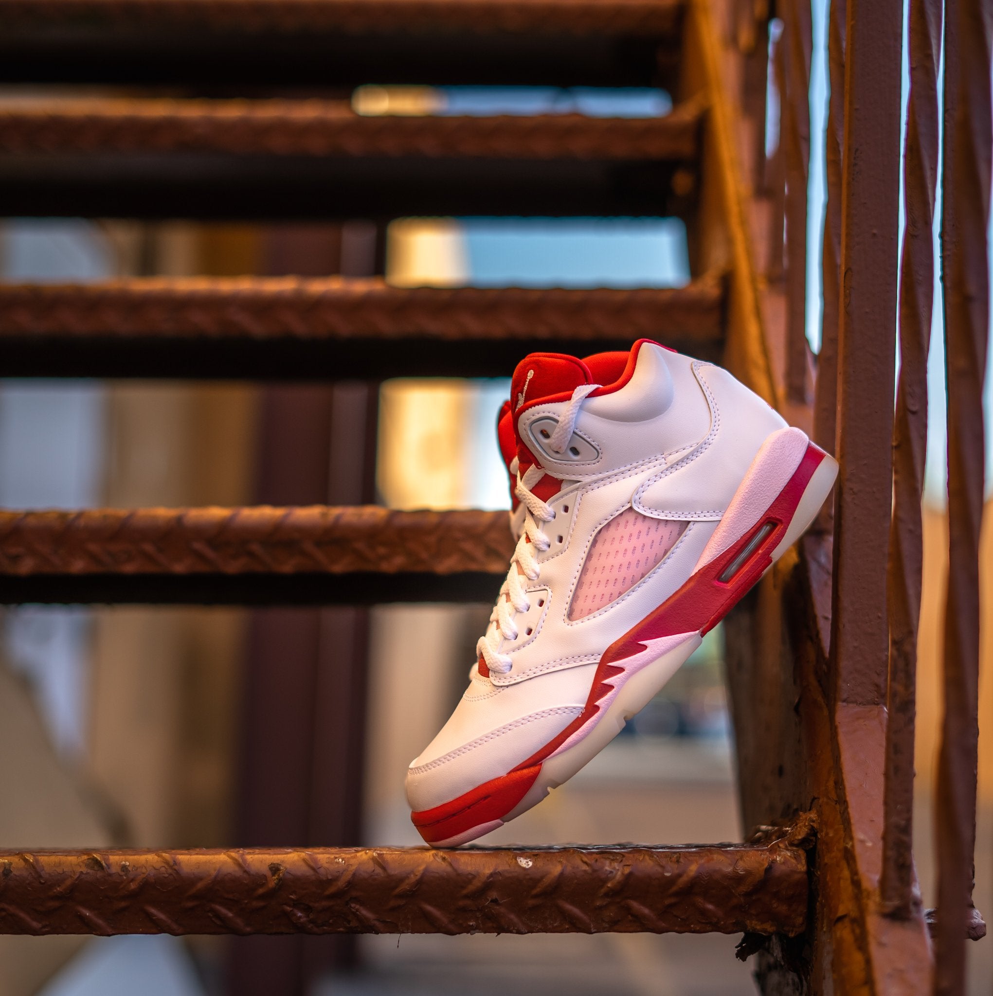 Jordan 5 pink and on sale white