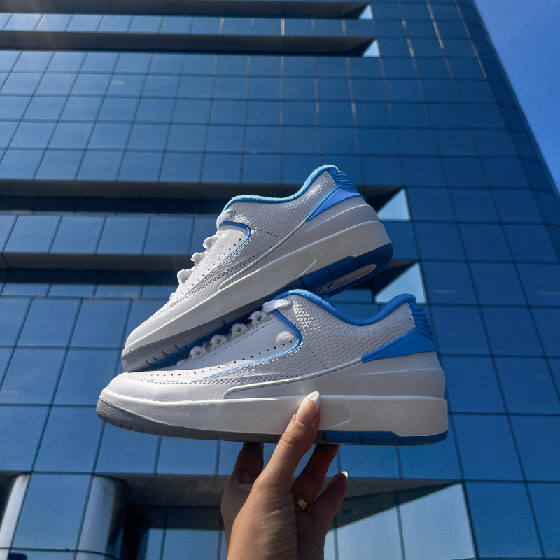 Air jordan 2 low top unc