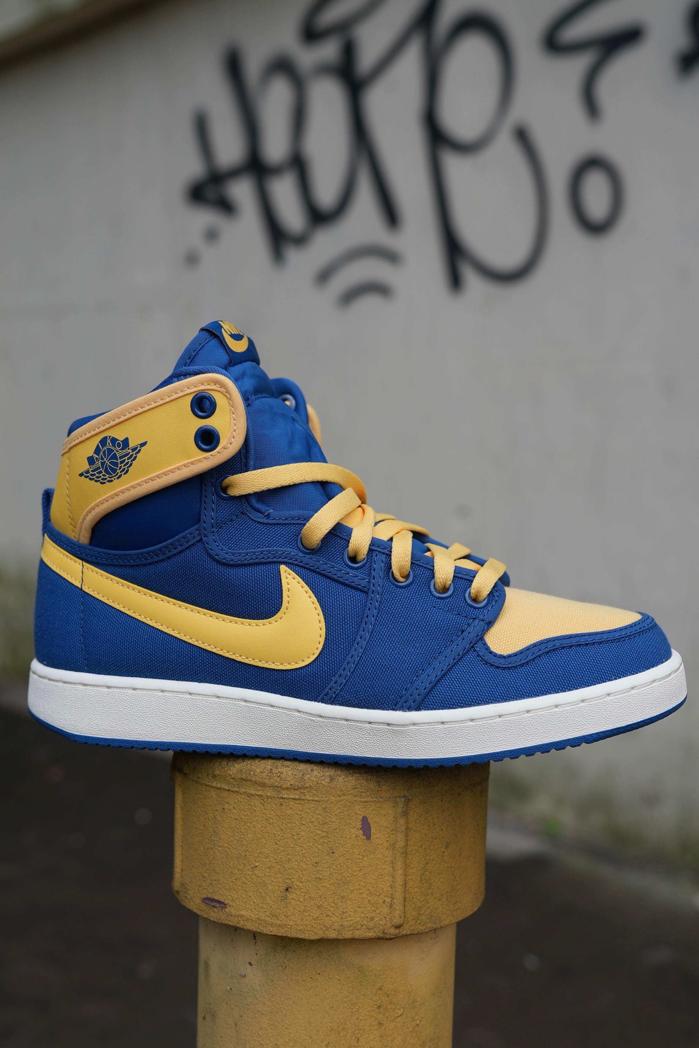 Shop Jordan Air Jordan 1 Retro High KO DO5047-407 blue