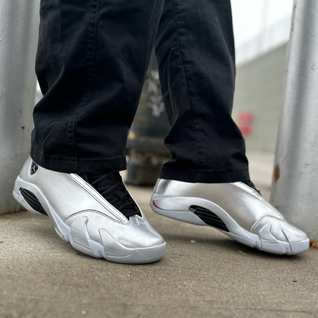 Air Jordan 14 Low WMNS Metallic Silver