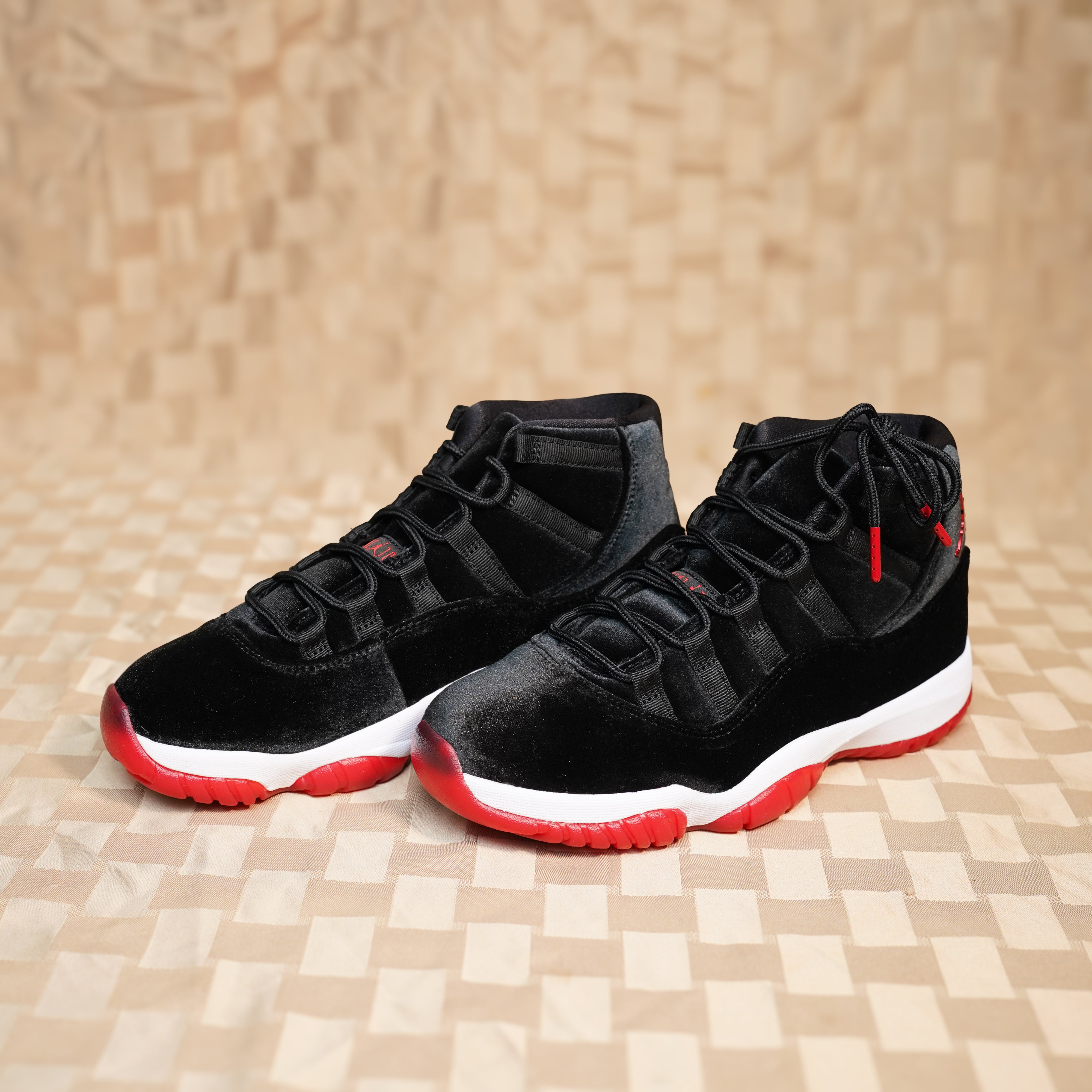 Air Jordan 11 Retro "Bred Velvet"