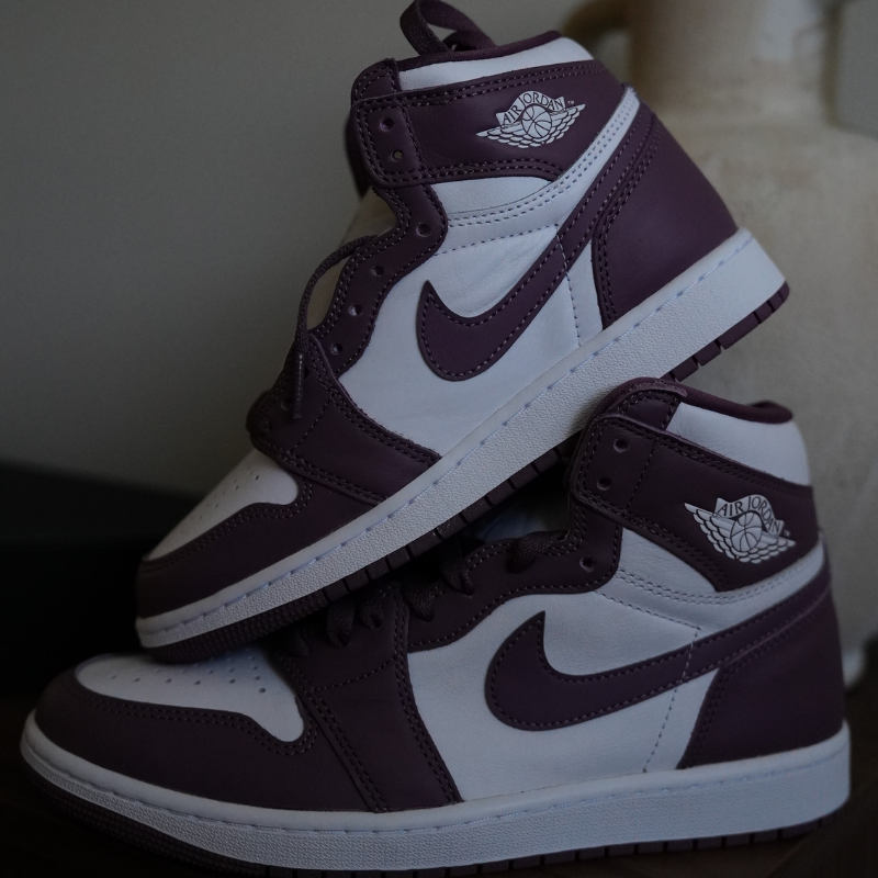 Air Jordan 1 Retro High OG "Mauve-White" - Family Collection