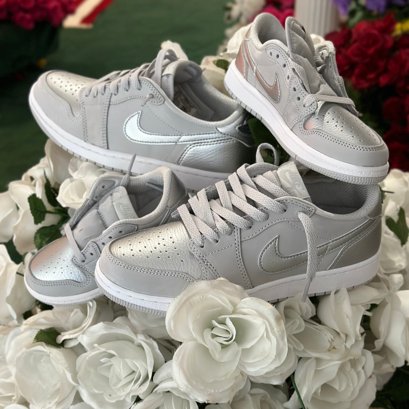 Air Jordan 1 Low OG “Silver”