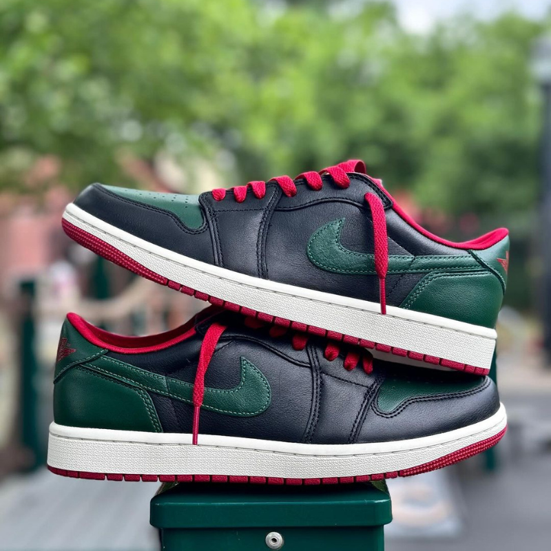 Air Jordan 1 Retro Low OG “Gorge Green Varsity Red”