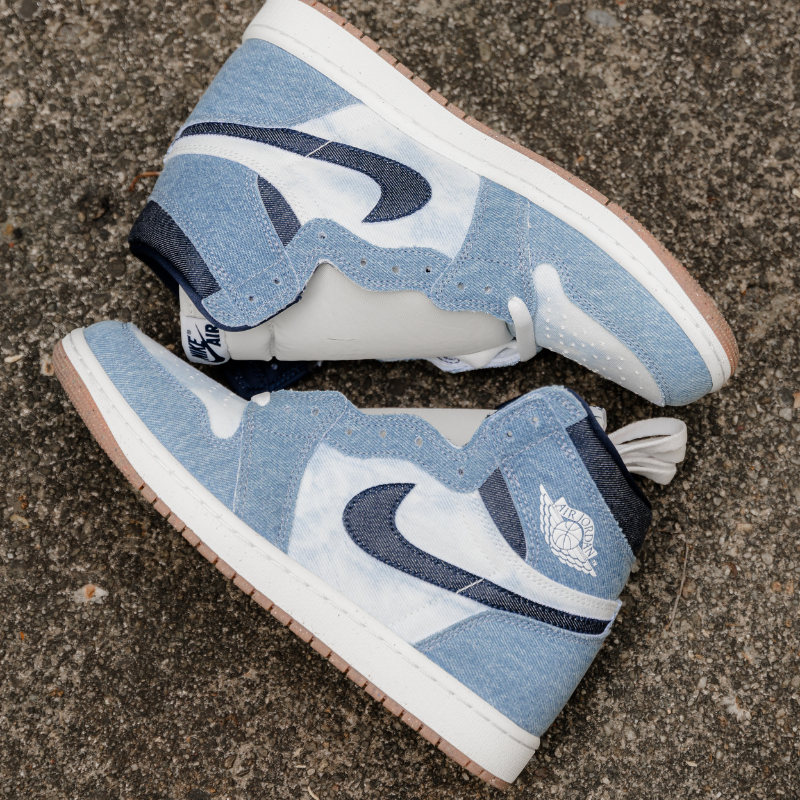 Air Jordan 1 Retro High OG "Denim"