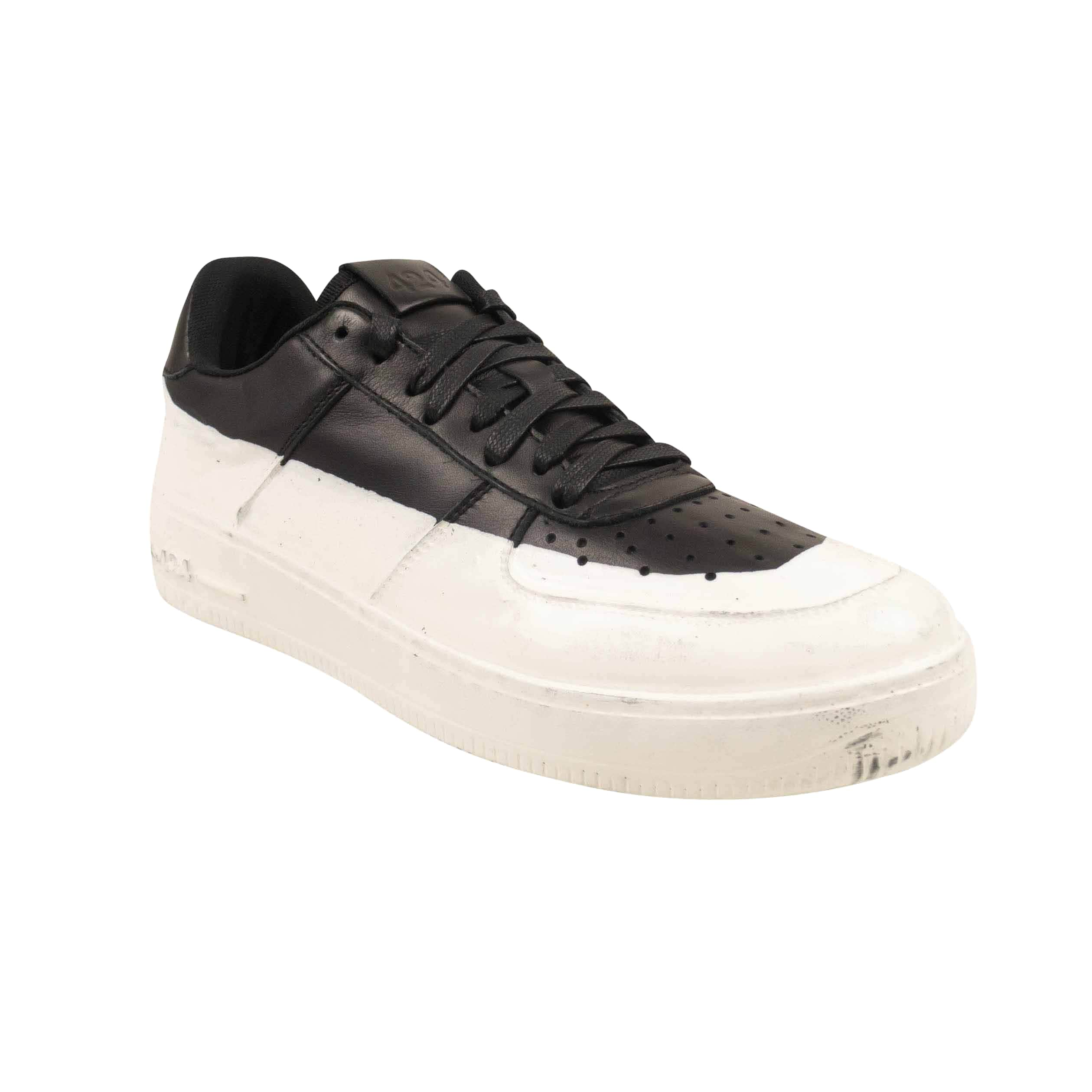 424 ON FAIRFAX 95-424-2013/43 NIB 424 ON FAIRFAX Black Wax Dip Low Leather Sneakers Size 10/43 $790 95-424-2013/43