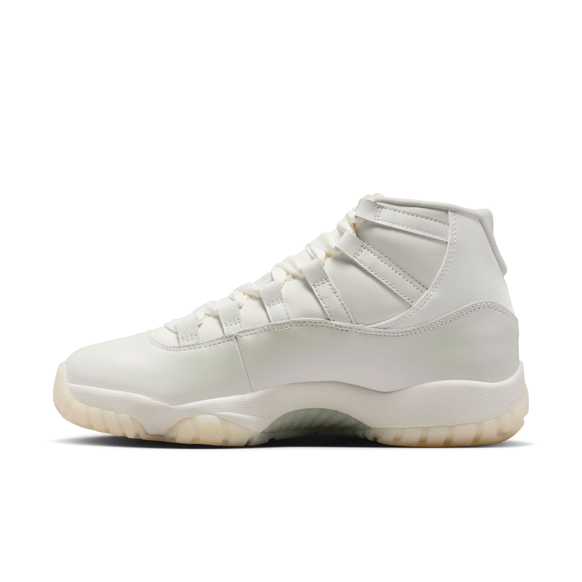 Air Jordan 11 Retro "Pearl" - Women's