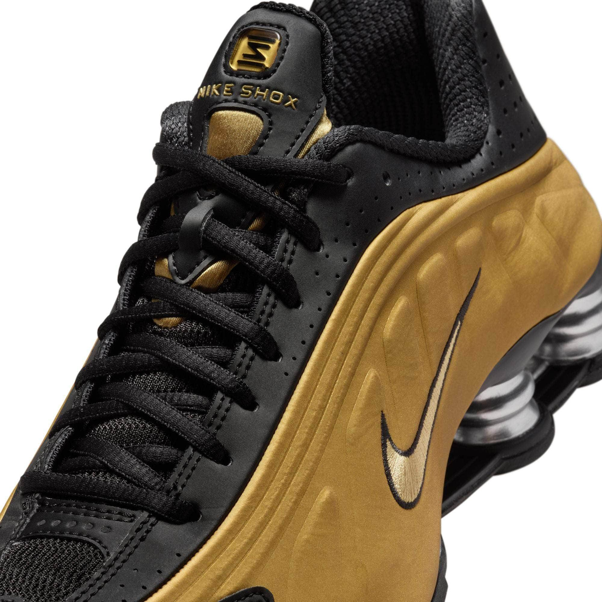 Nike Shox R4 "Black Metallic Gold" - Women's