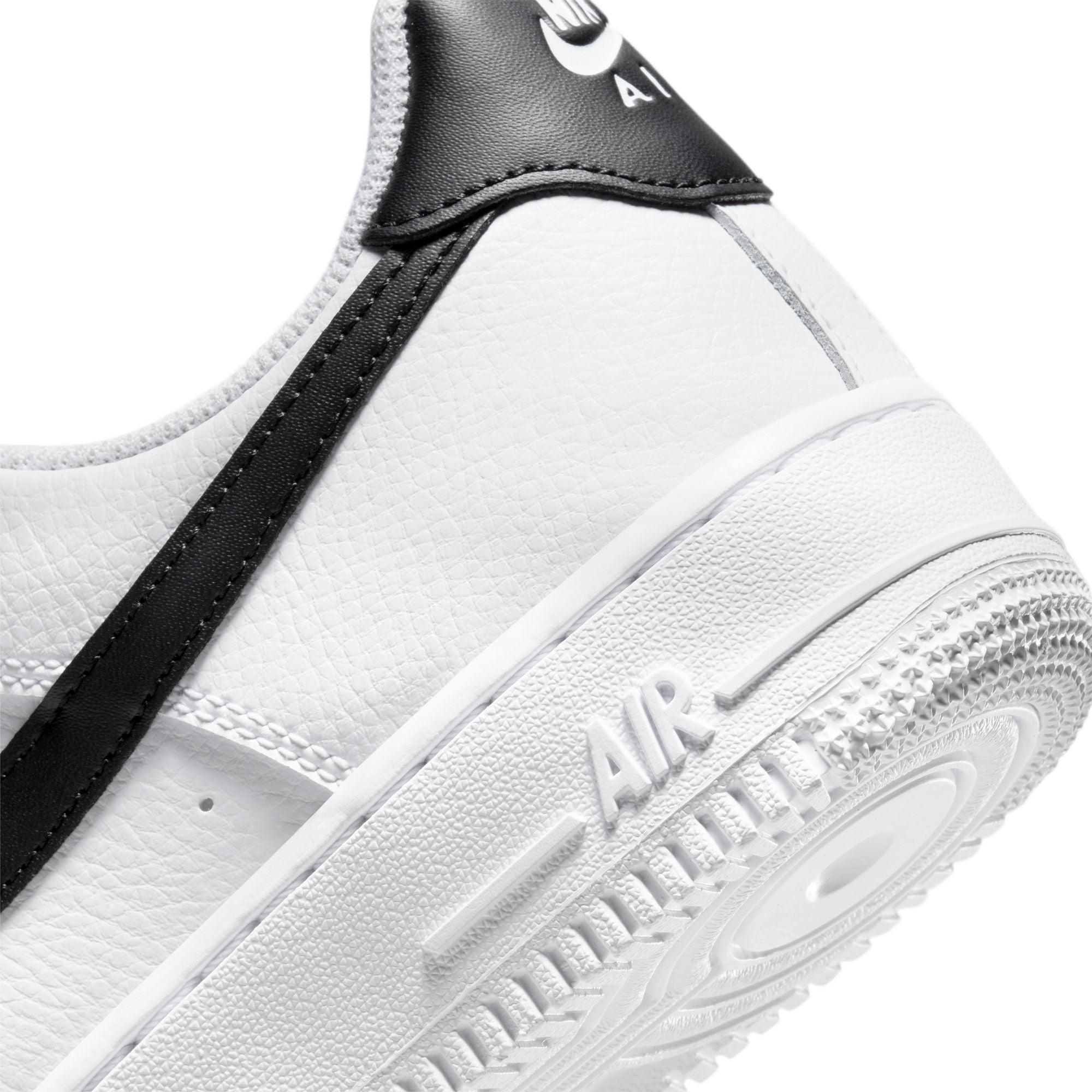 Nike Air Force 1 - Women's