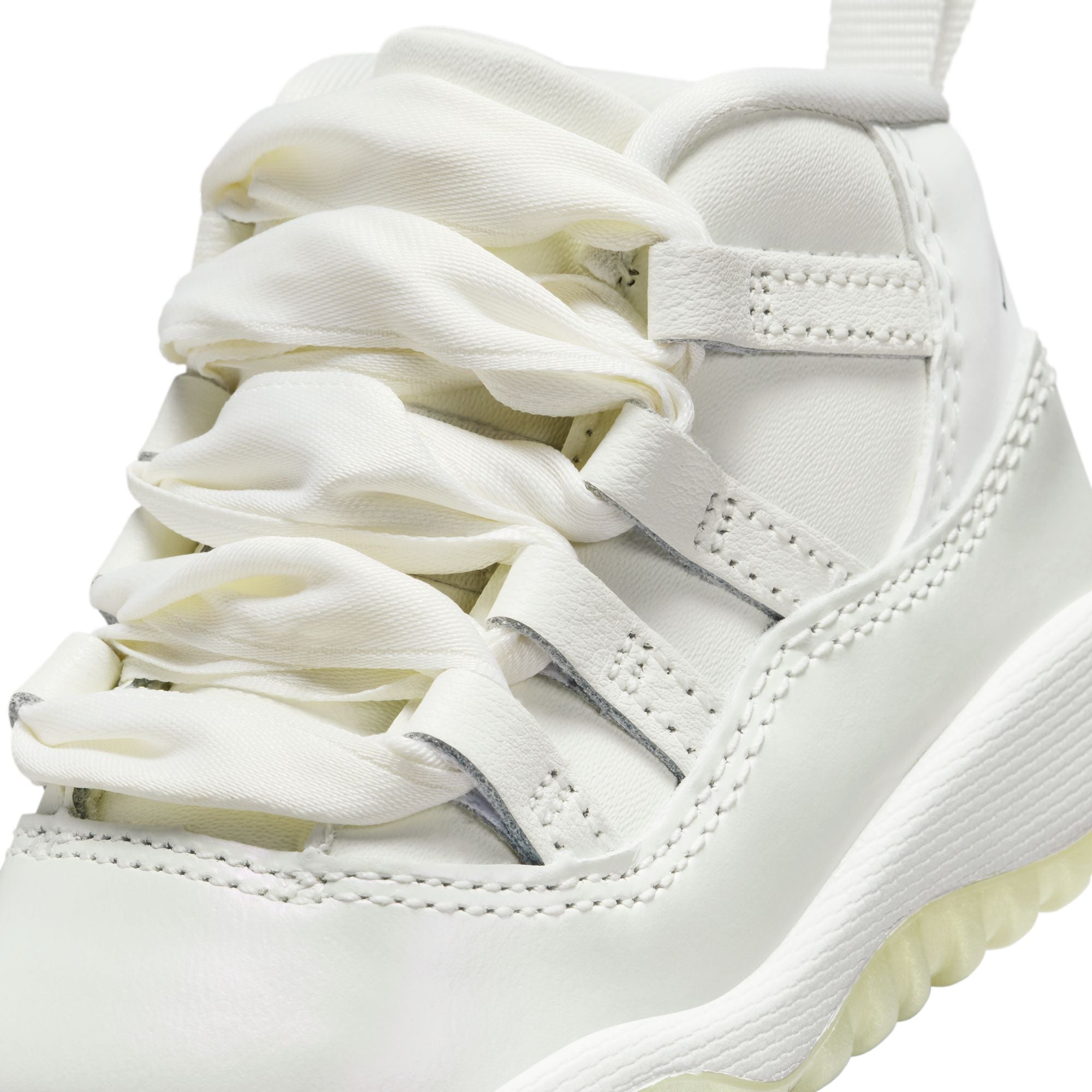 Air Jordan 11 Retro "Pearl" - Toddlers