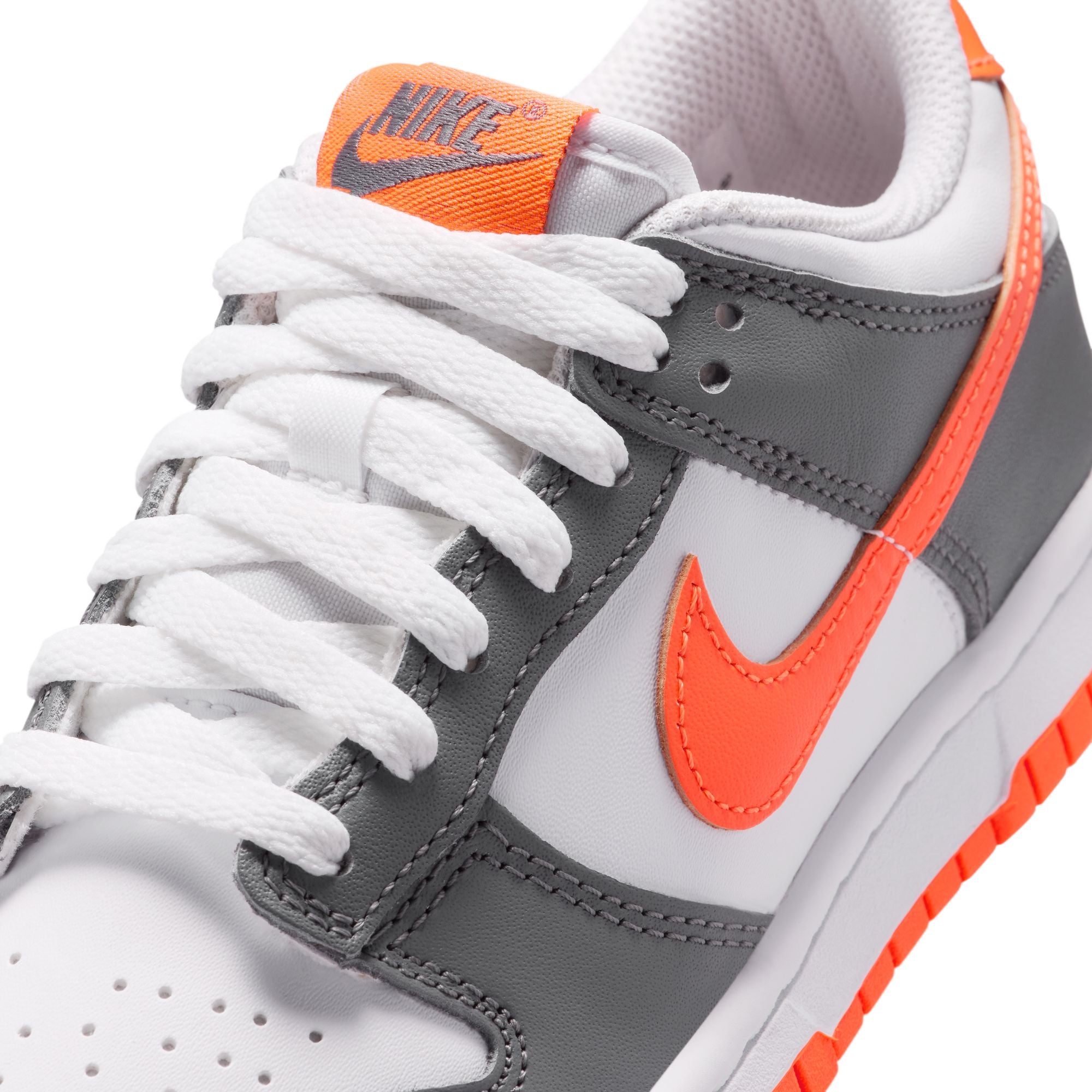 Nike Dunk Low - Non Adult