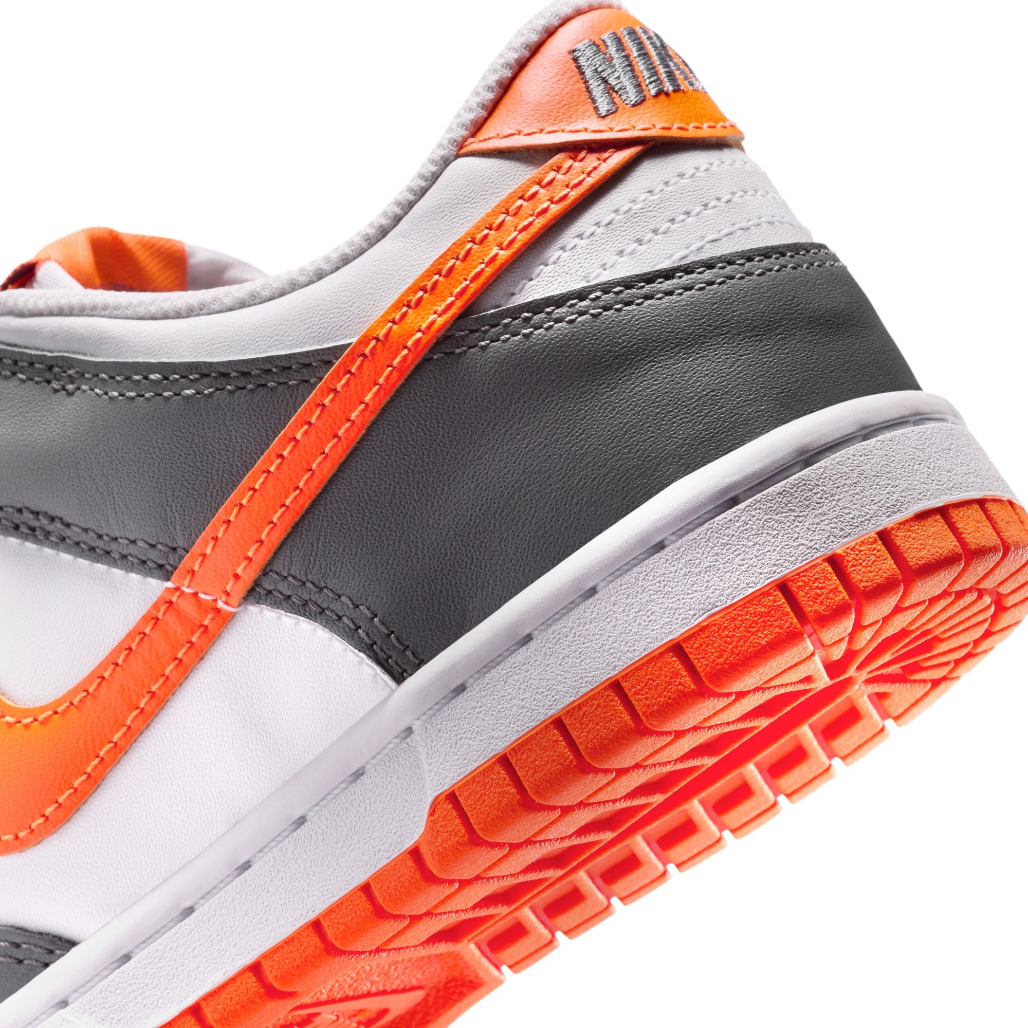 Nike Dunk Low - Non Adult