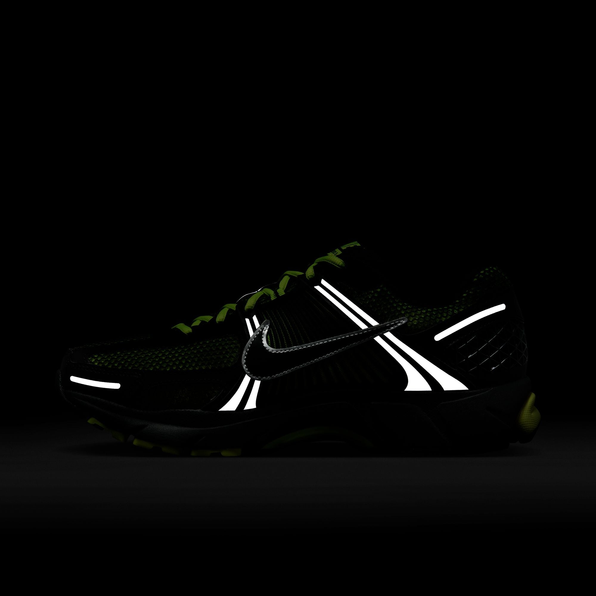 Nike Zoom Vomero 5 - Men's