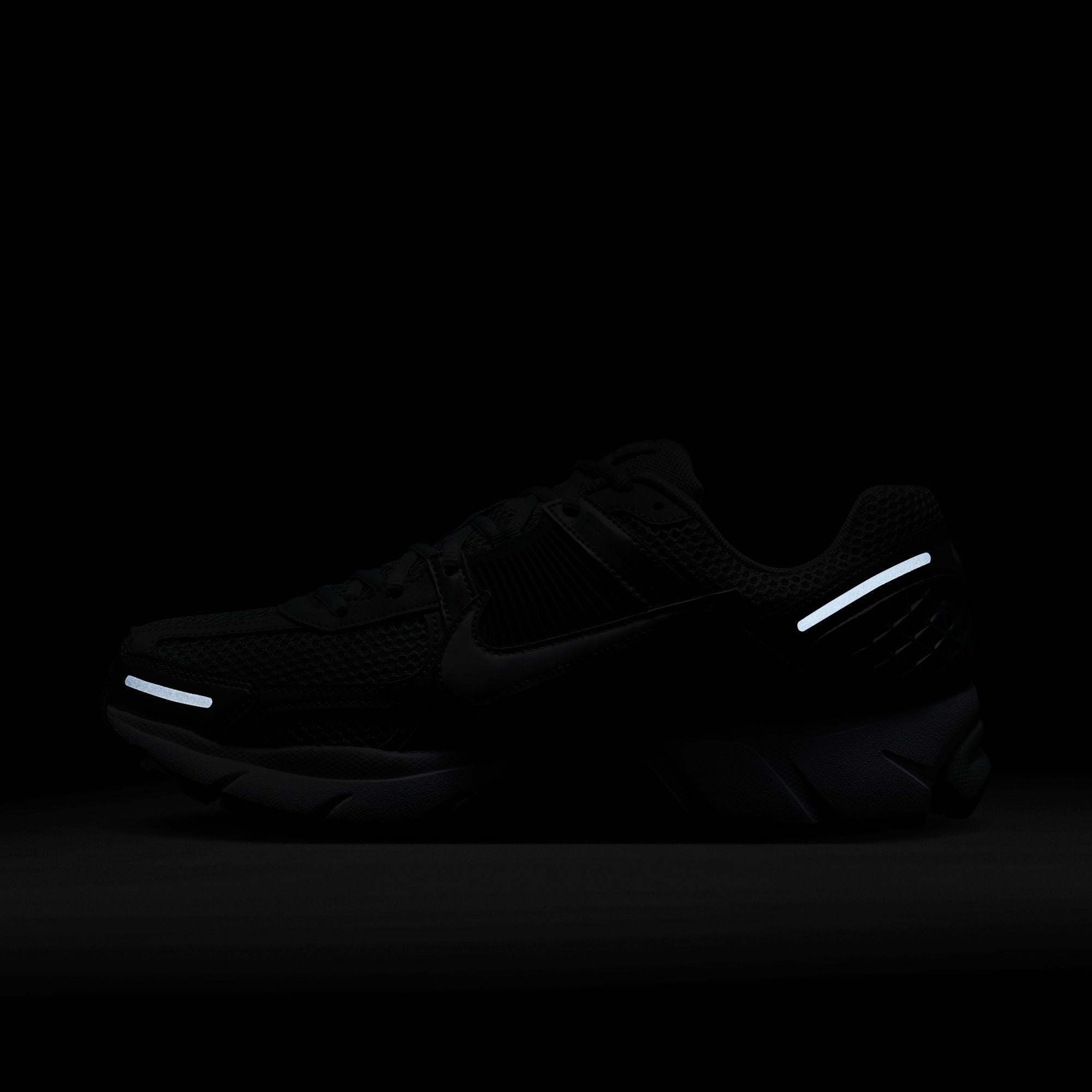 Nike Zoom Vomero 5 - Men's
