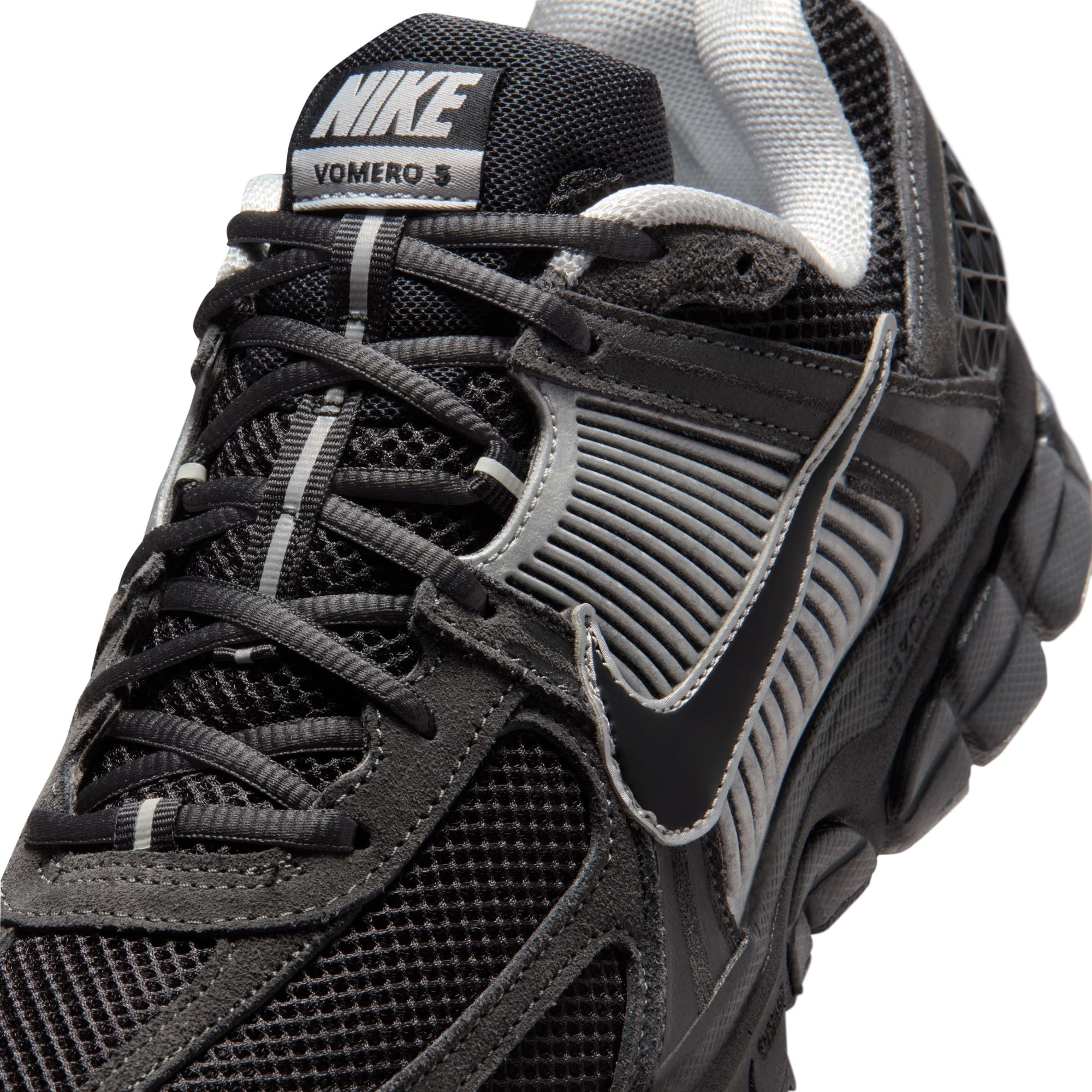 Nike Zoom Vomero 5 - Men's