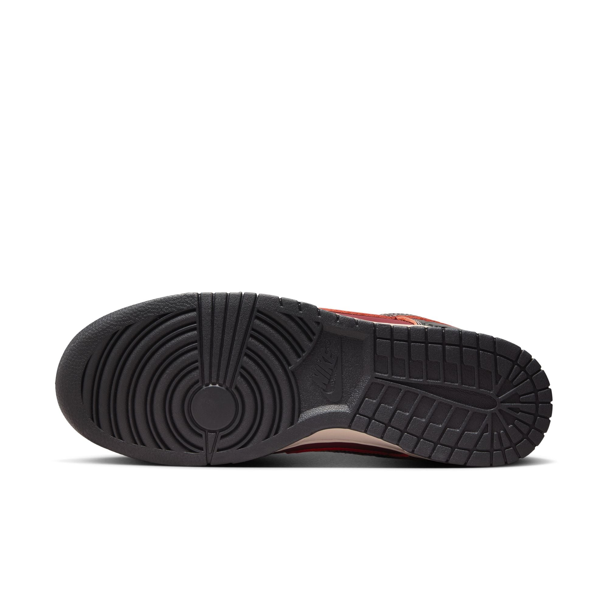 Nike Dunk Low Retro SE - Men's