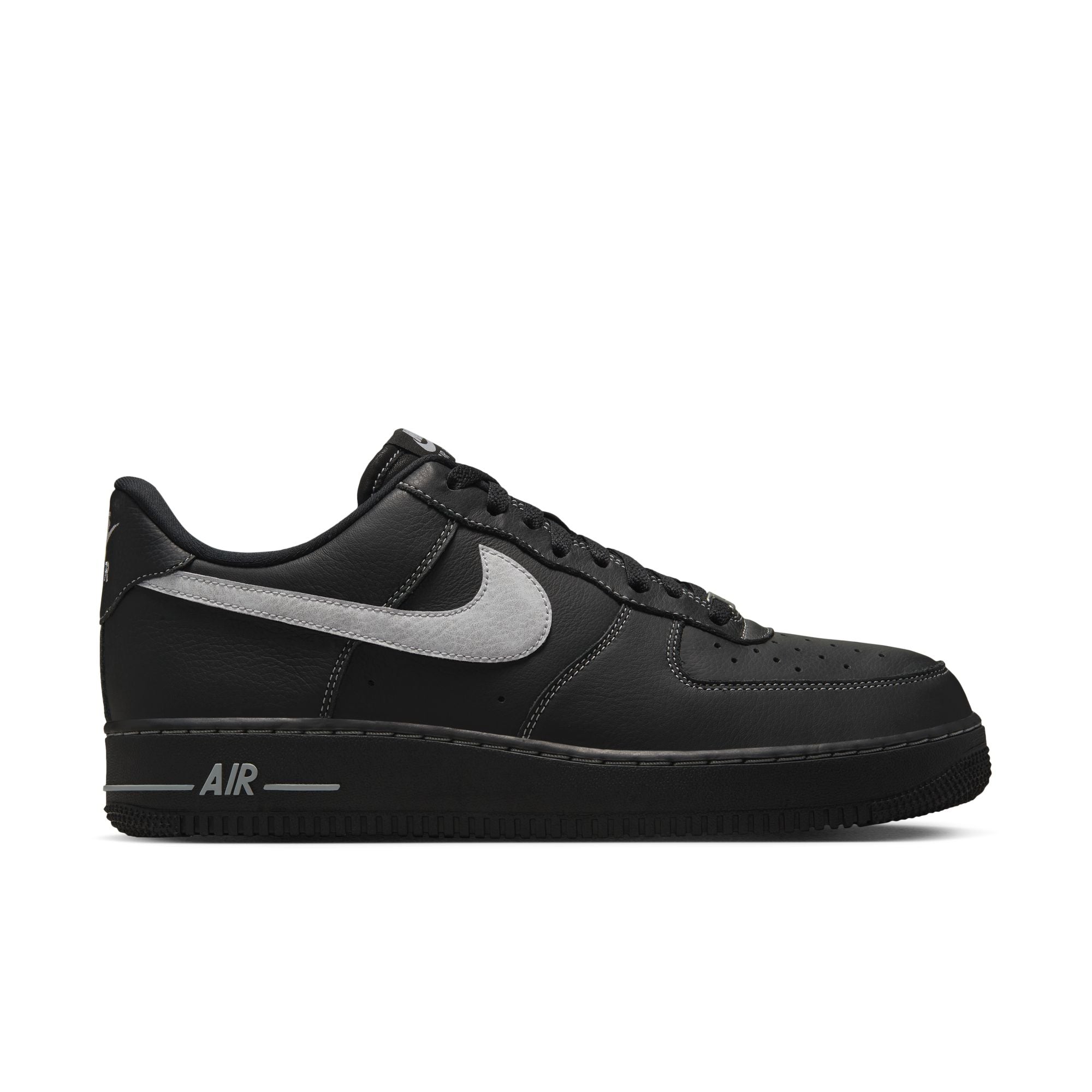 Nike Air Force 1 '07 LV8 - Men's