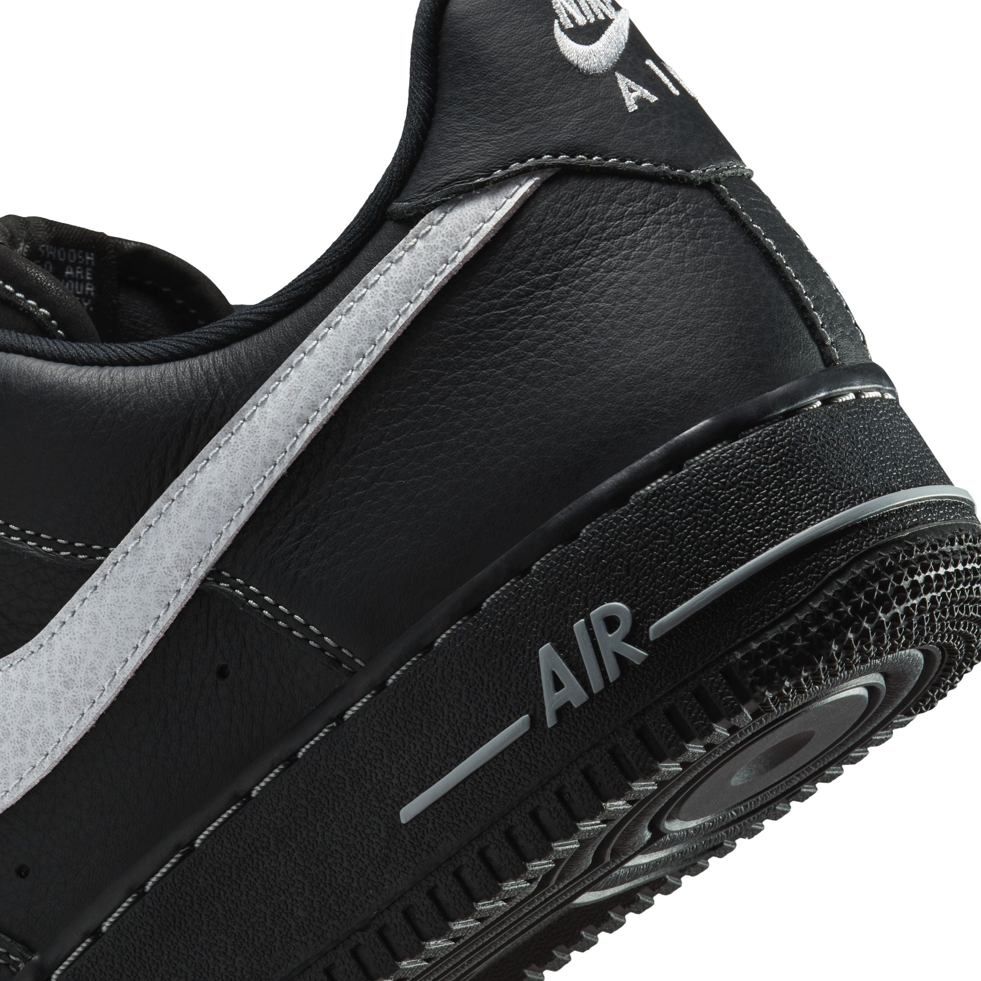 Nike Air Force 1 '07 LV8 - Men's