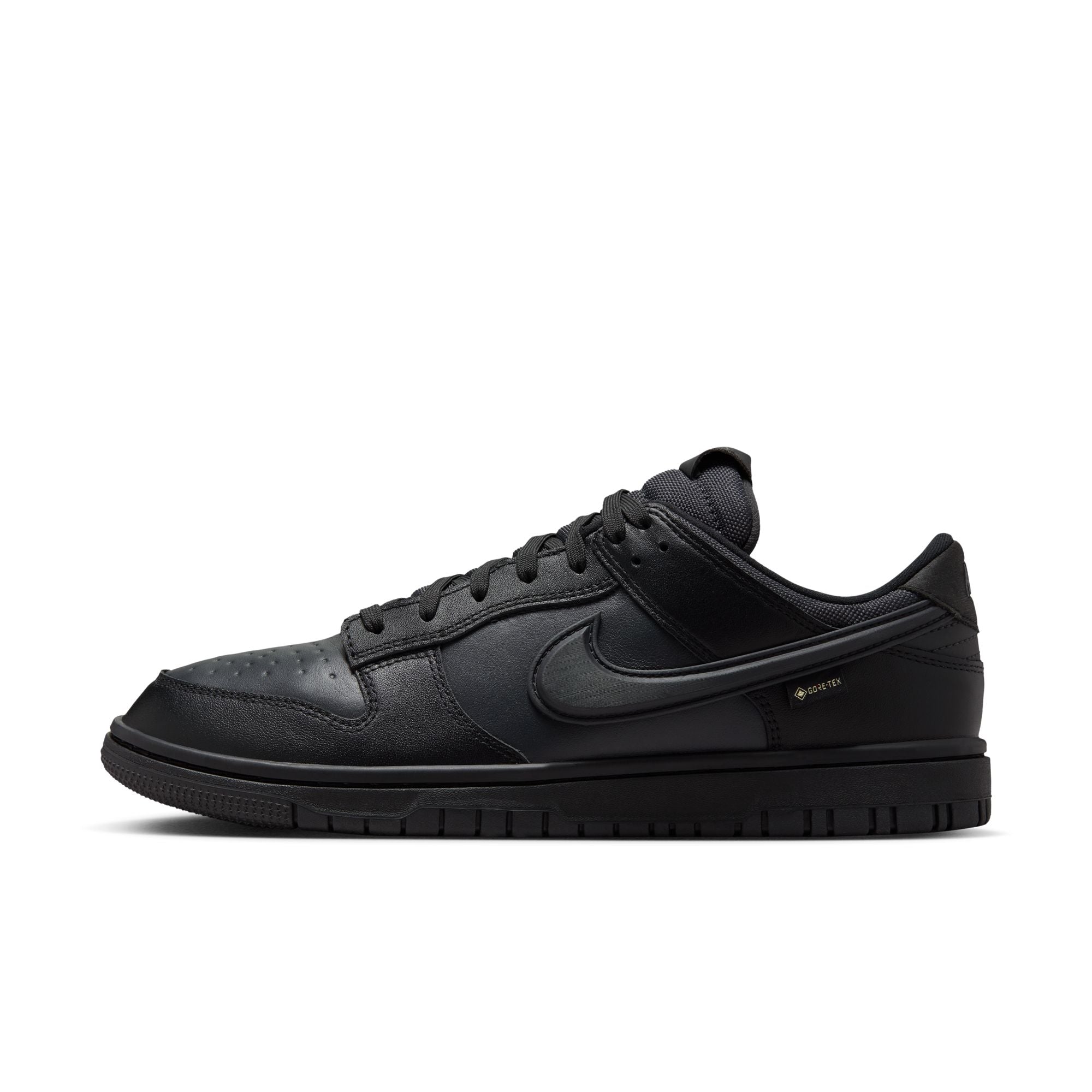 Nike Dunk Low ブラックスニーカー　gore-tex Nike Dunk Low GORE-TEX 