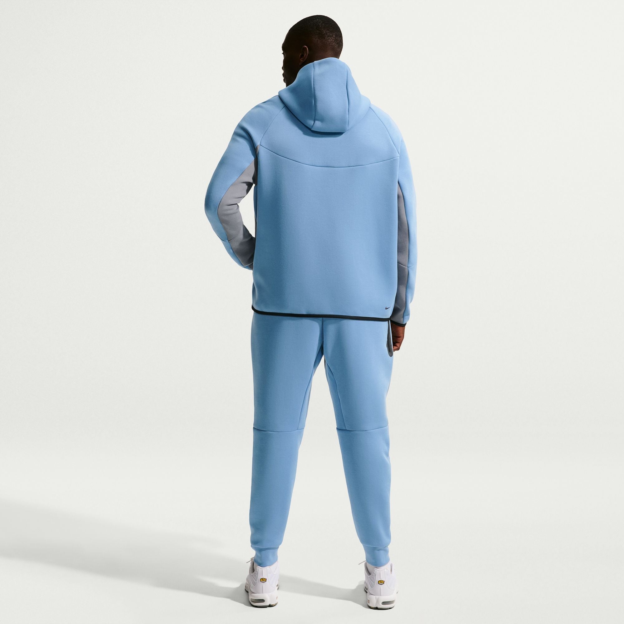 Nike Tech Full-Zip Windrunner Hoodie - Men's