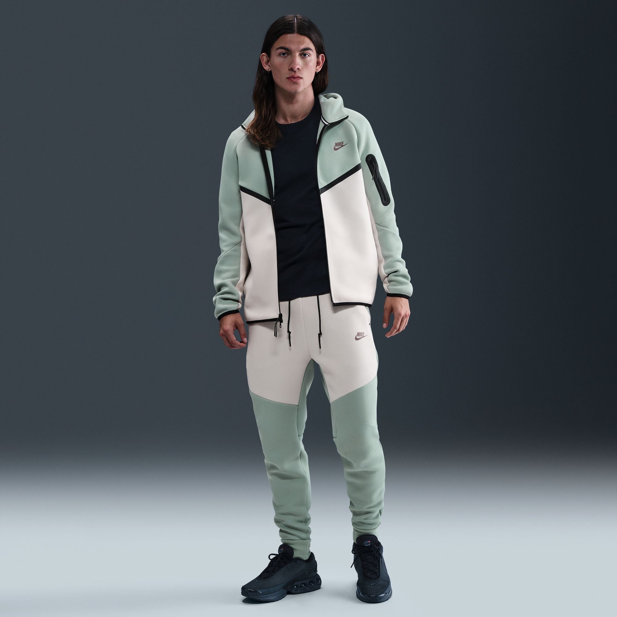 Nike Tech Fleece Joggers - Men's