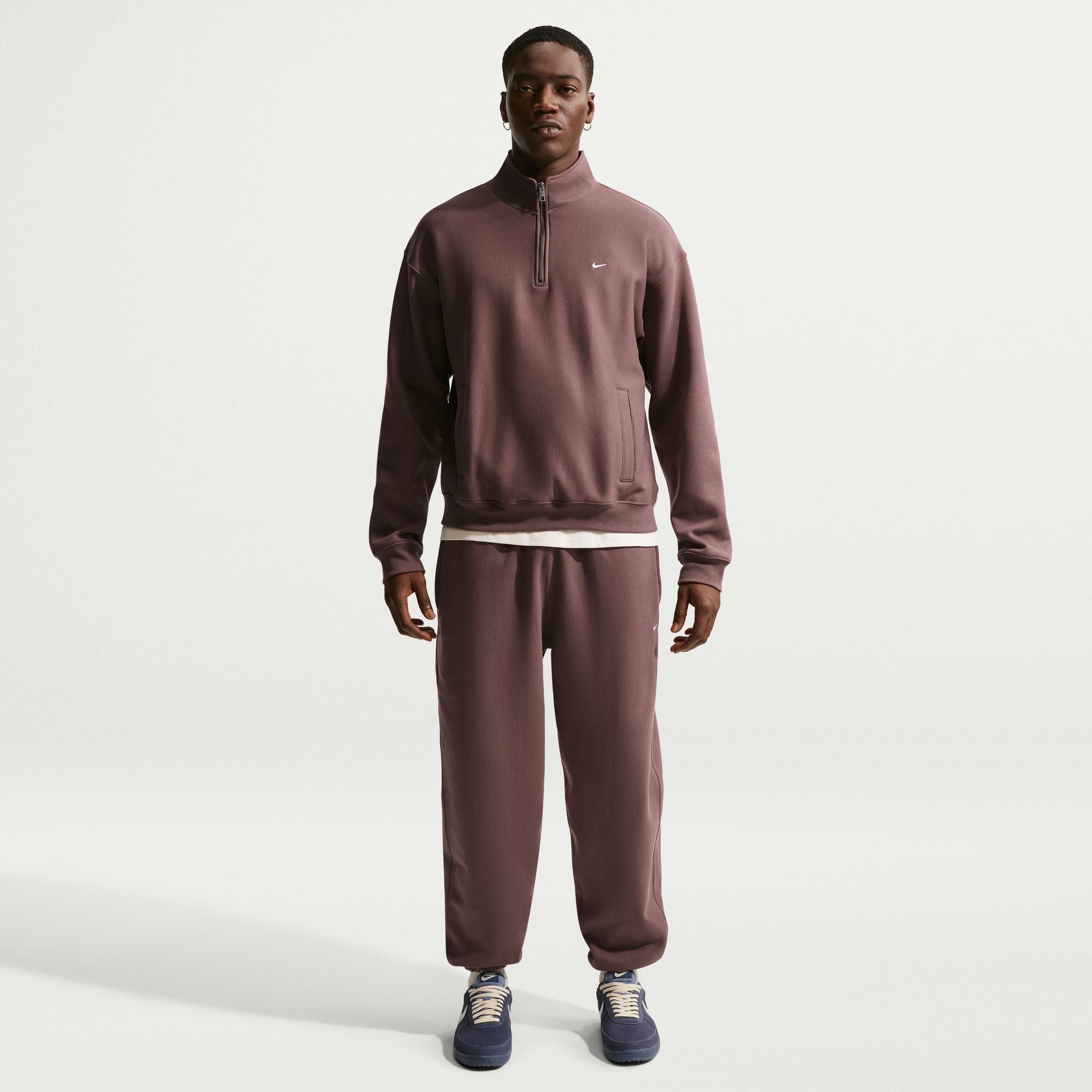 Nike Solo Swoosh Cuffed Fleece Pants - Men's