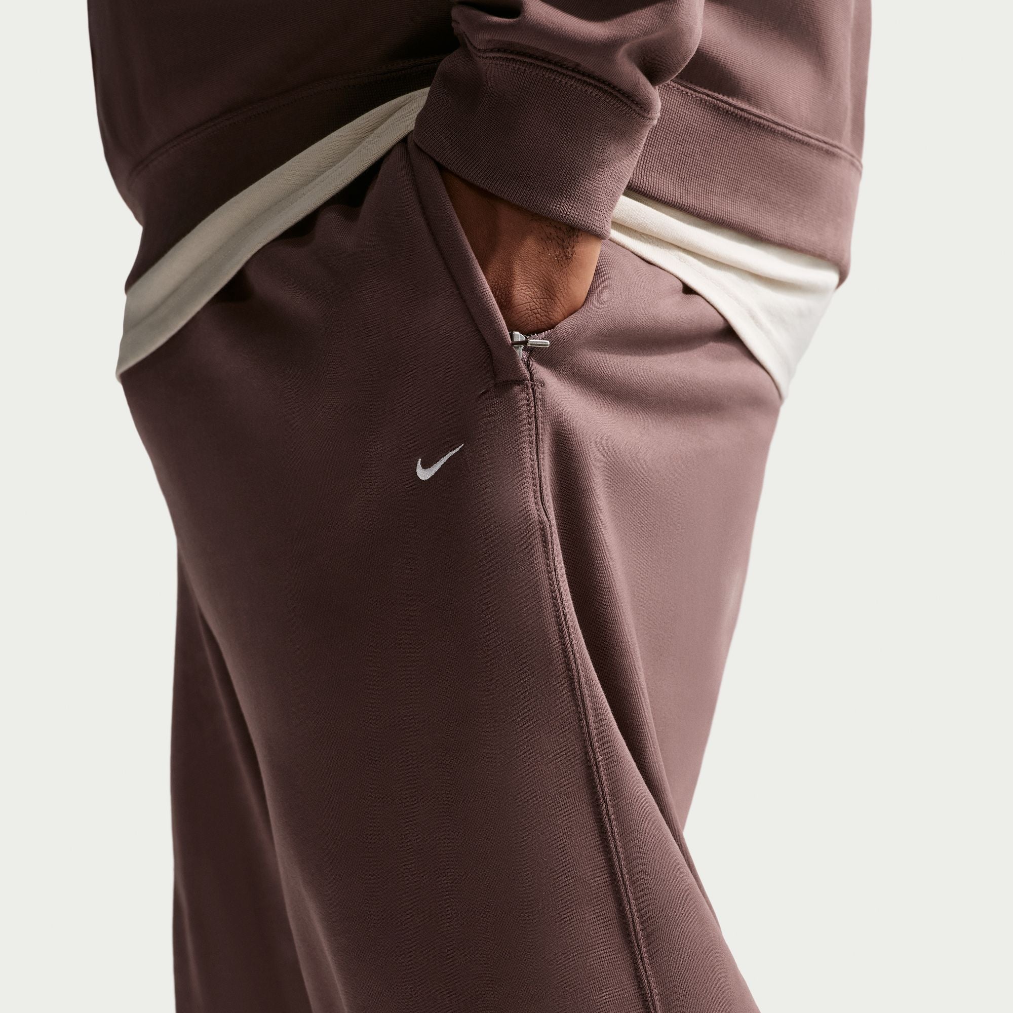 Nike Solo Swoosh Cuffed Fleece Pants - Men's