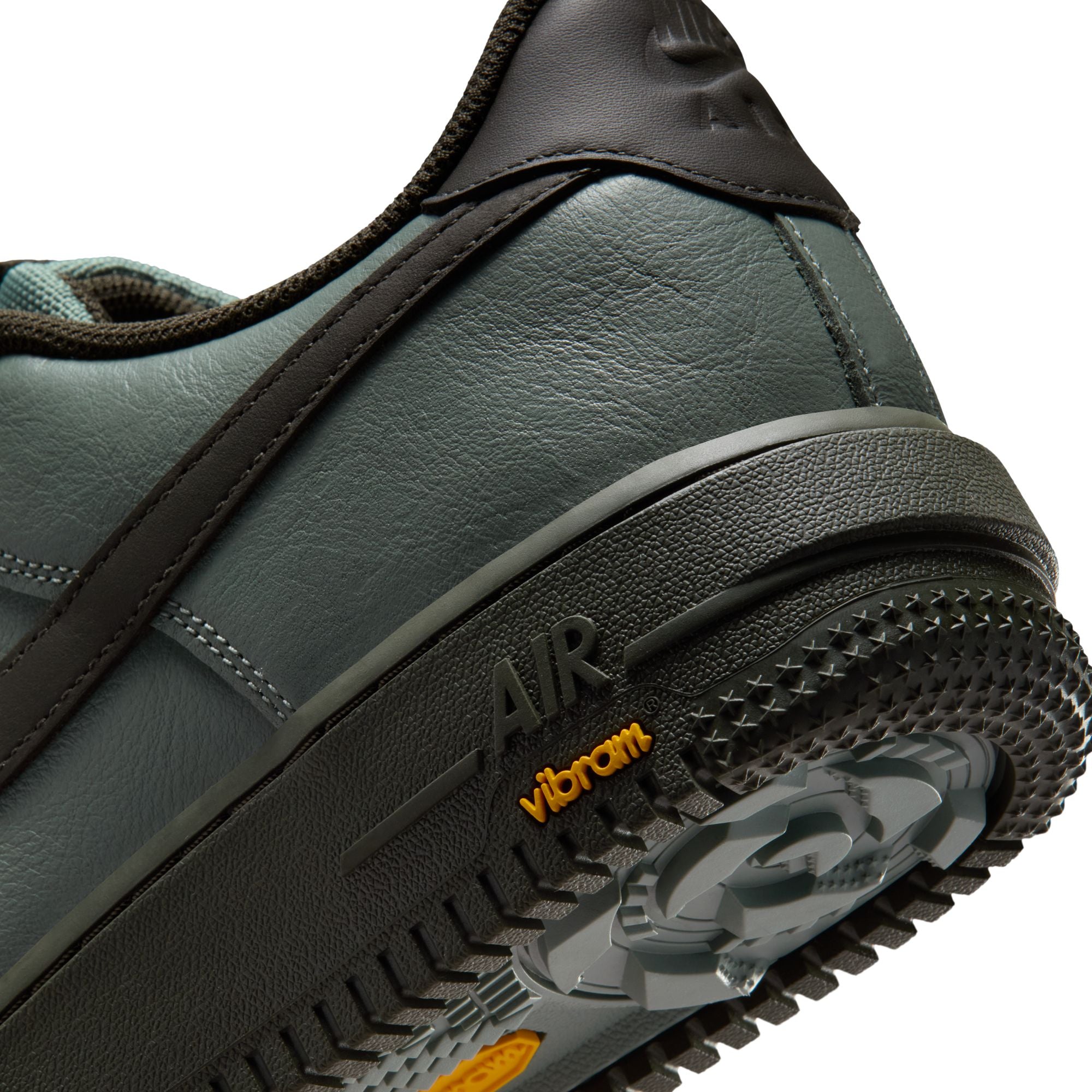 Nike Air Force 1 GTX - Men's